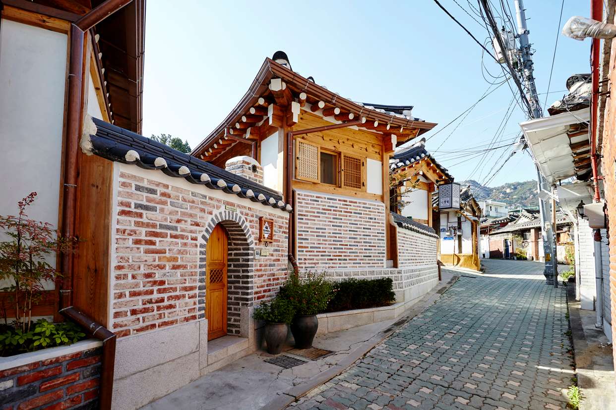 서울 서촌에 위치한 한옥 게스트하우스 '경복궁 24게스트하우스' 이미지