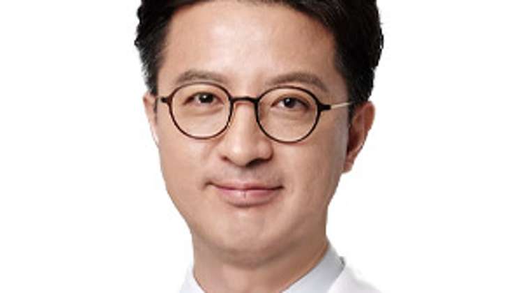 김동걸원장 성형외과 전문의 대표사진