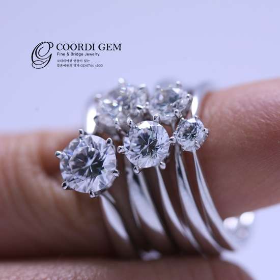 다이아몬드 크기별 세팅 예쁘게 제작하는 코디젬 다이아반지 이미지