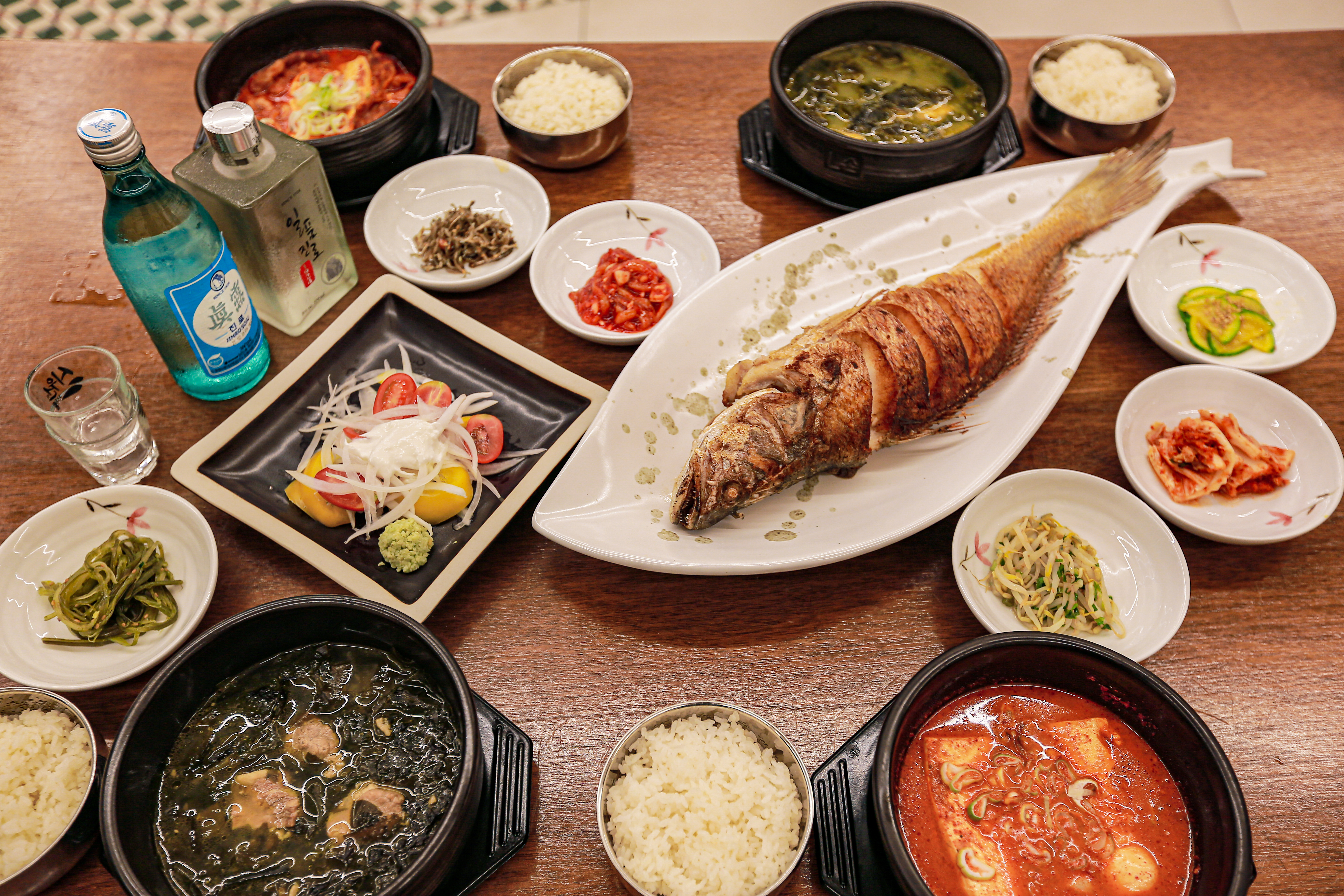 솥정 문화제조창 본관1층
