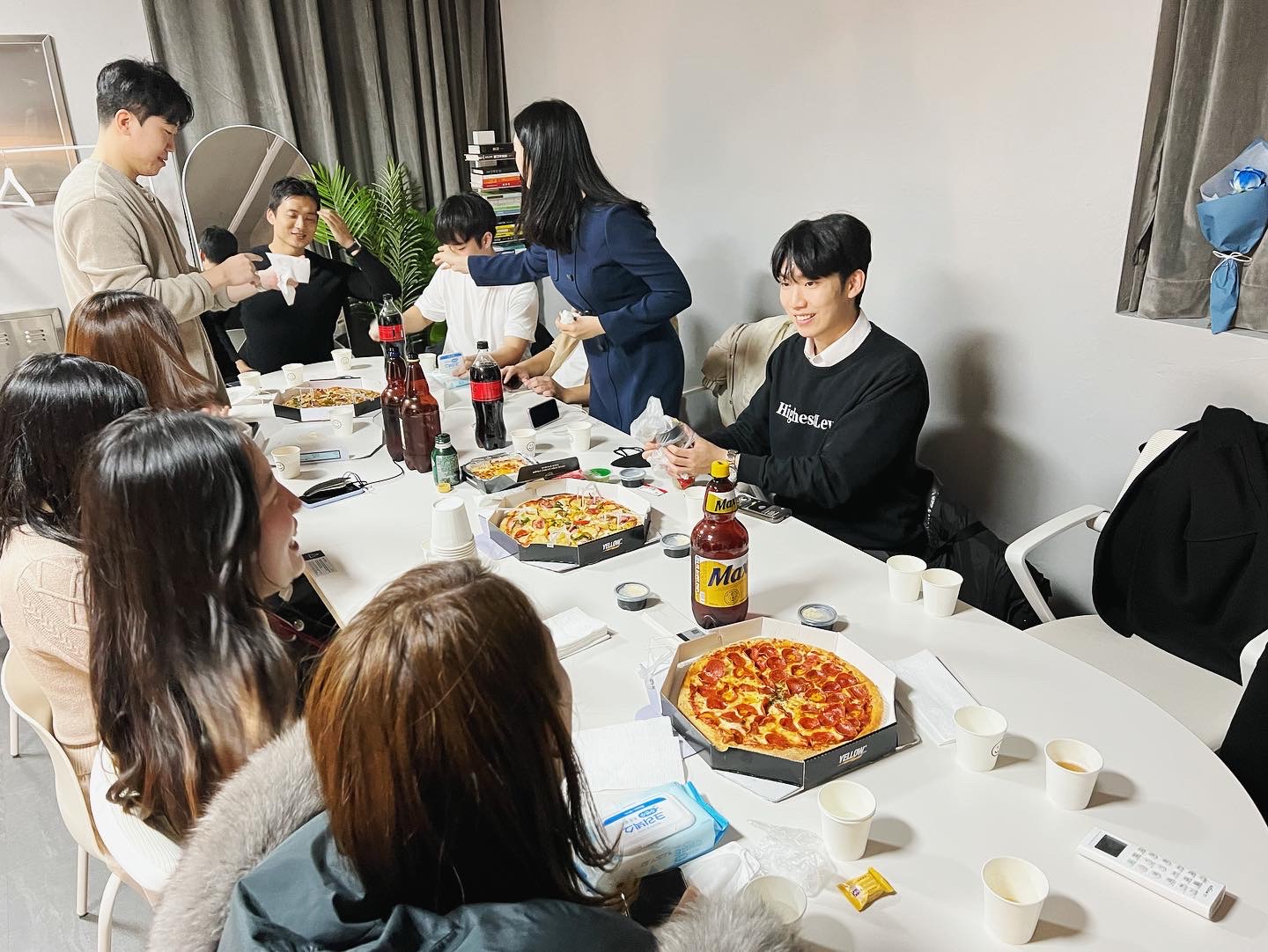 모임공간&스터디룸 돈버는아지트 modern