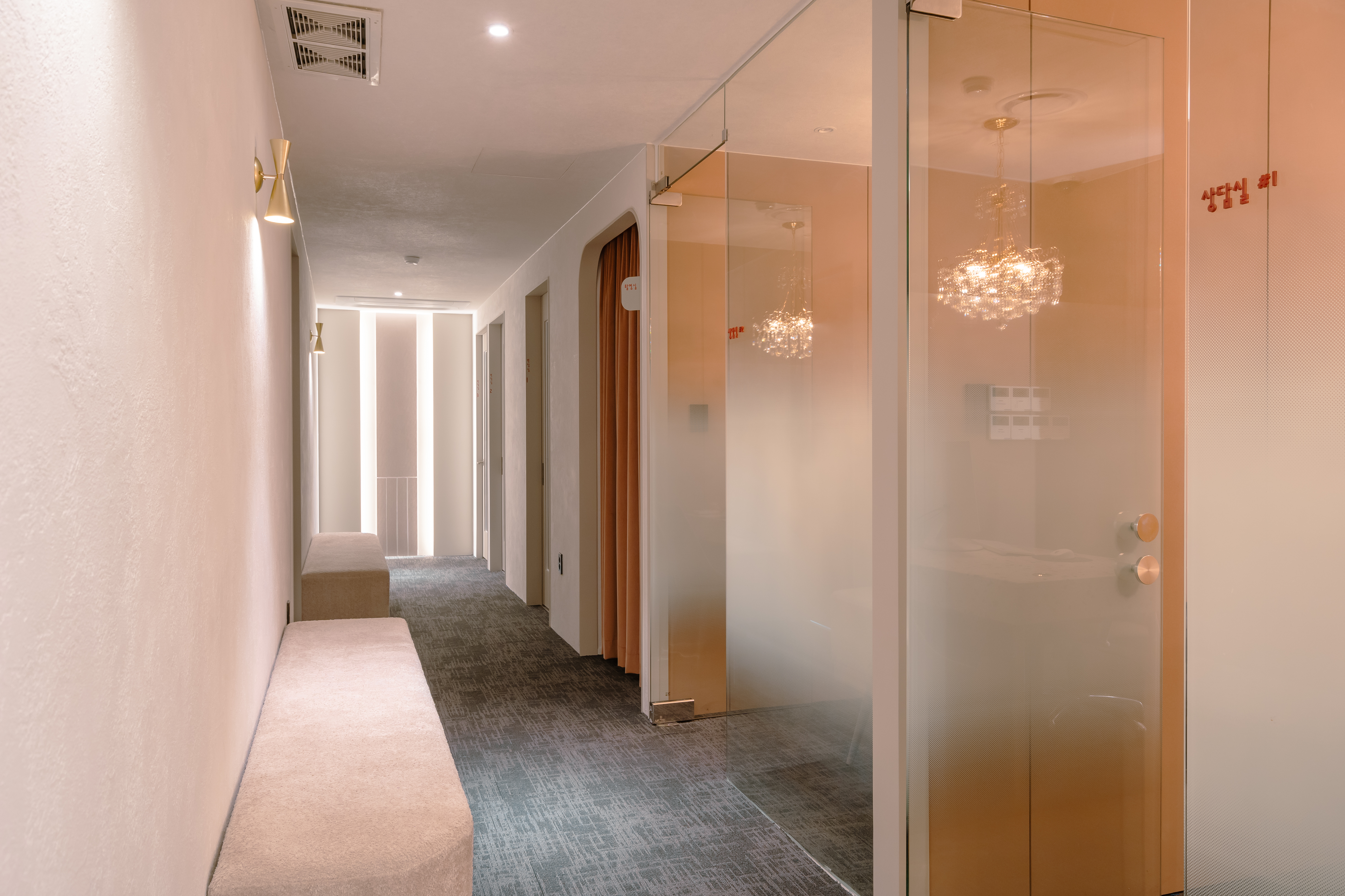 건대 톡스앤필의원 대표 이미지