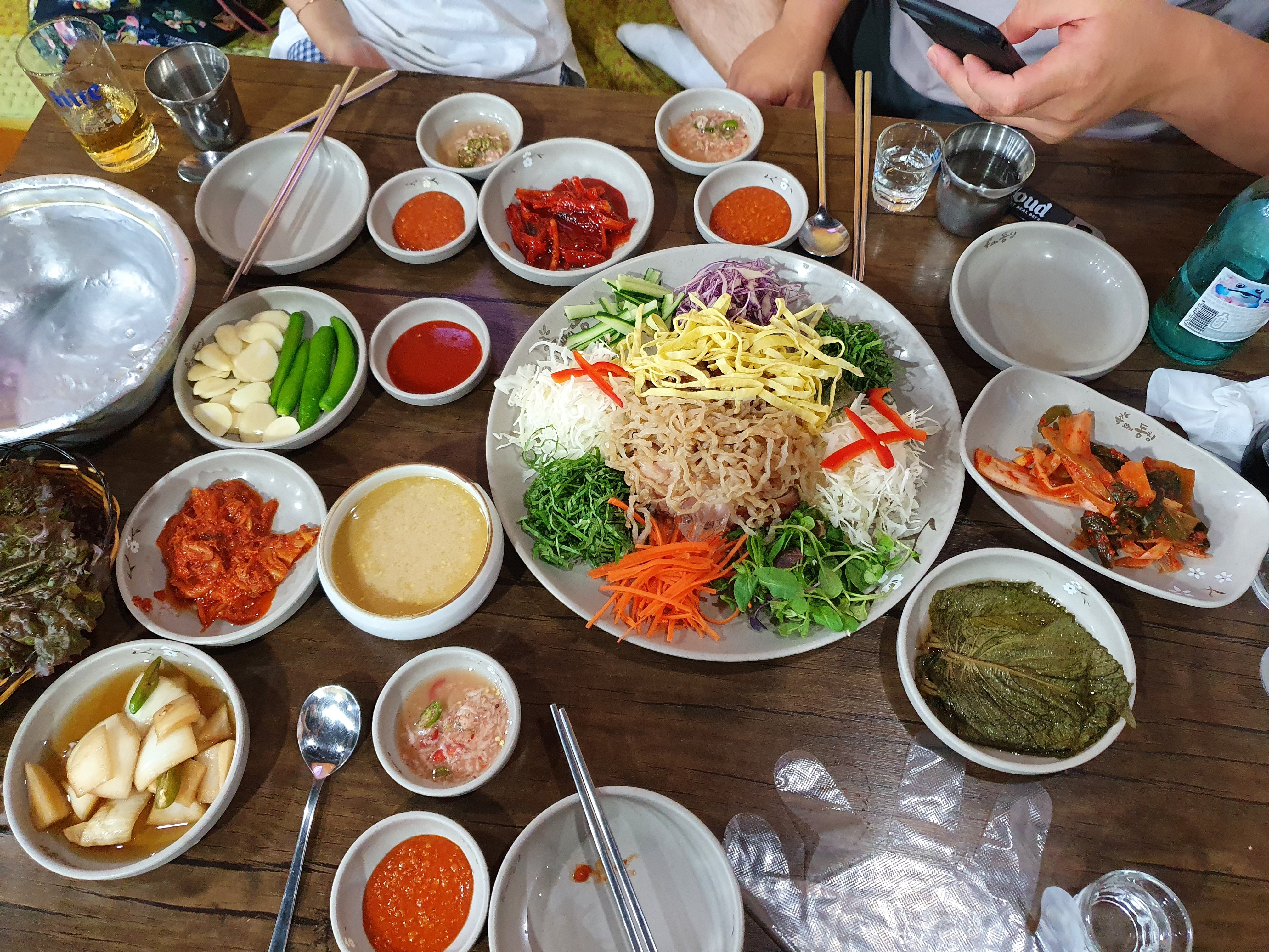 철이족발 명촌점