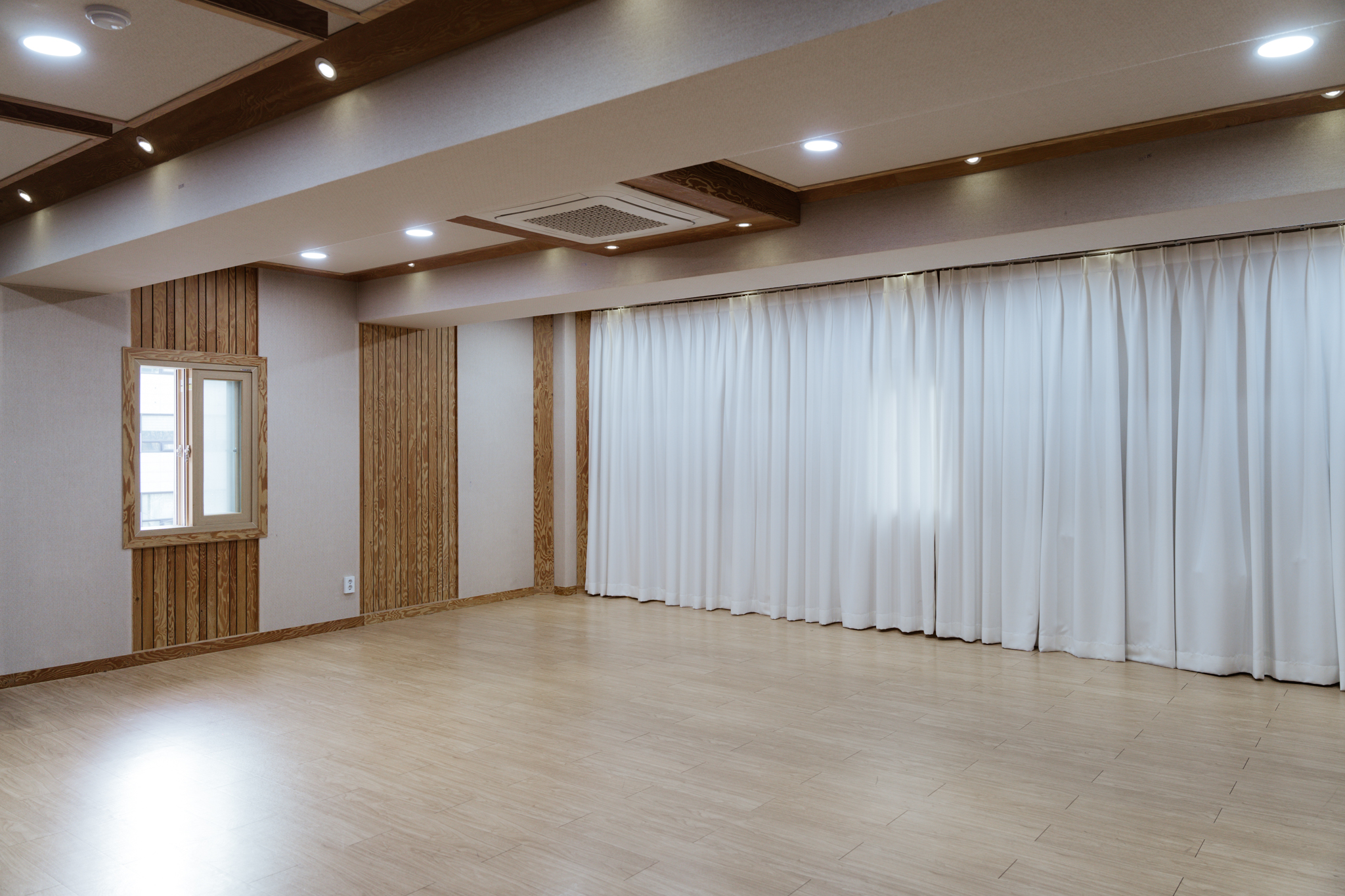 1번째 스튜디오 사진