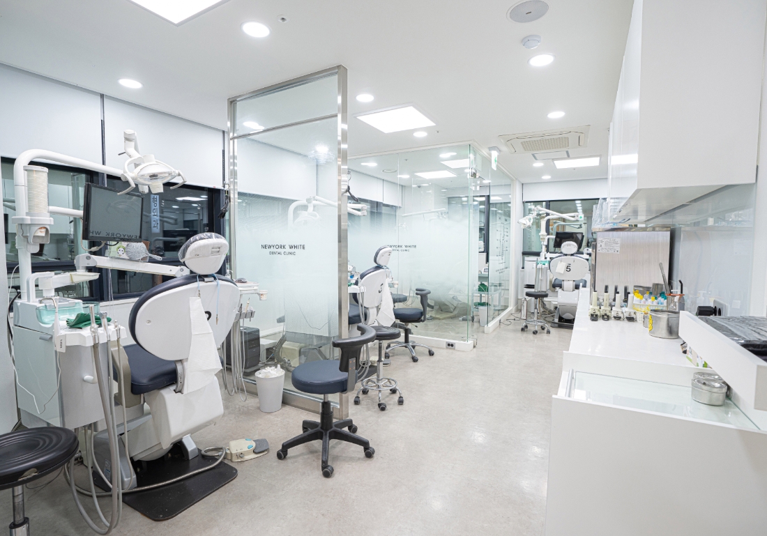 뉴욕화이트치과 대표 이미지