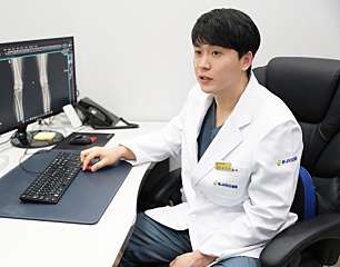MInkyo Jee(Orthopedics) 대표사진