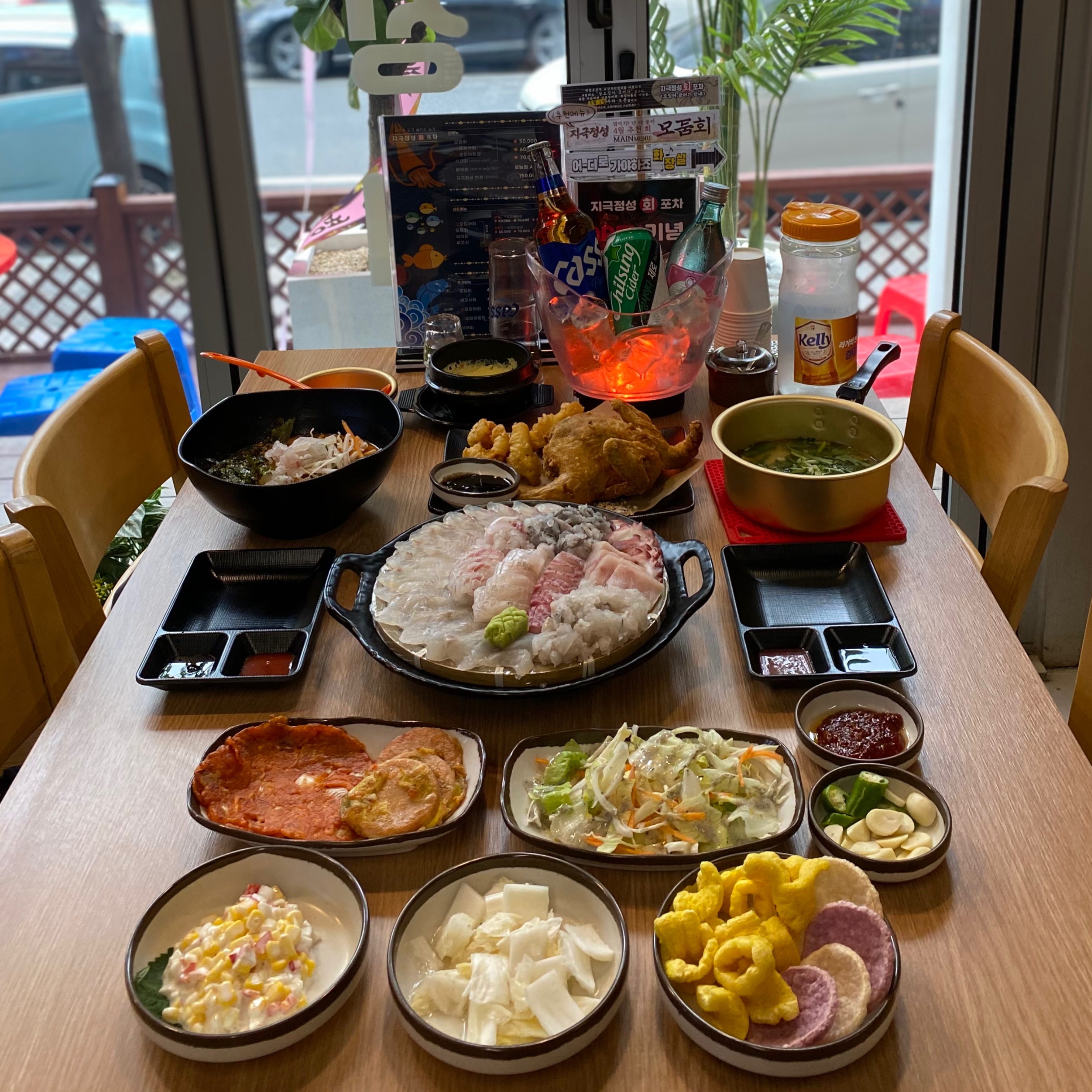 지극정성 회 포차