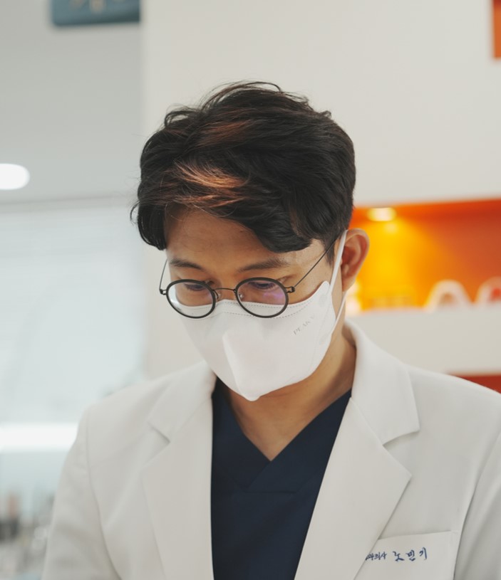 예스교정과치과의원 대표 이미지
