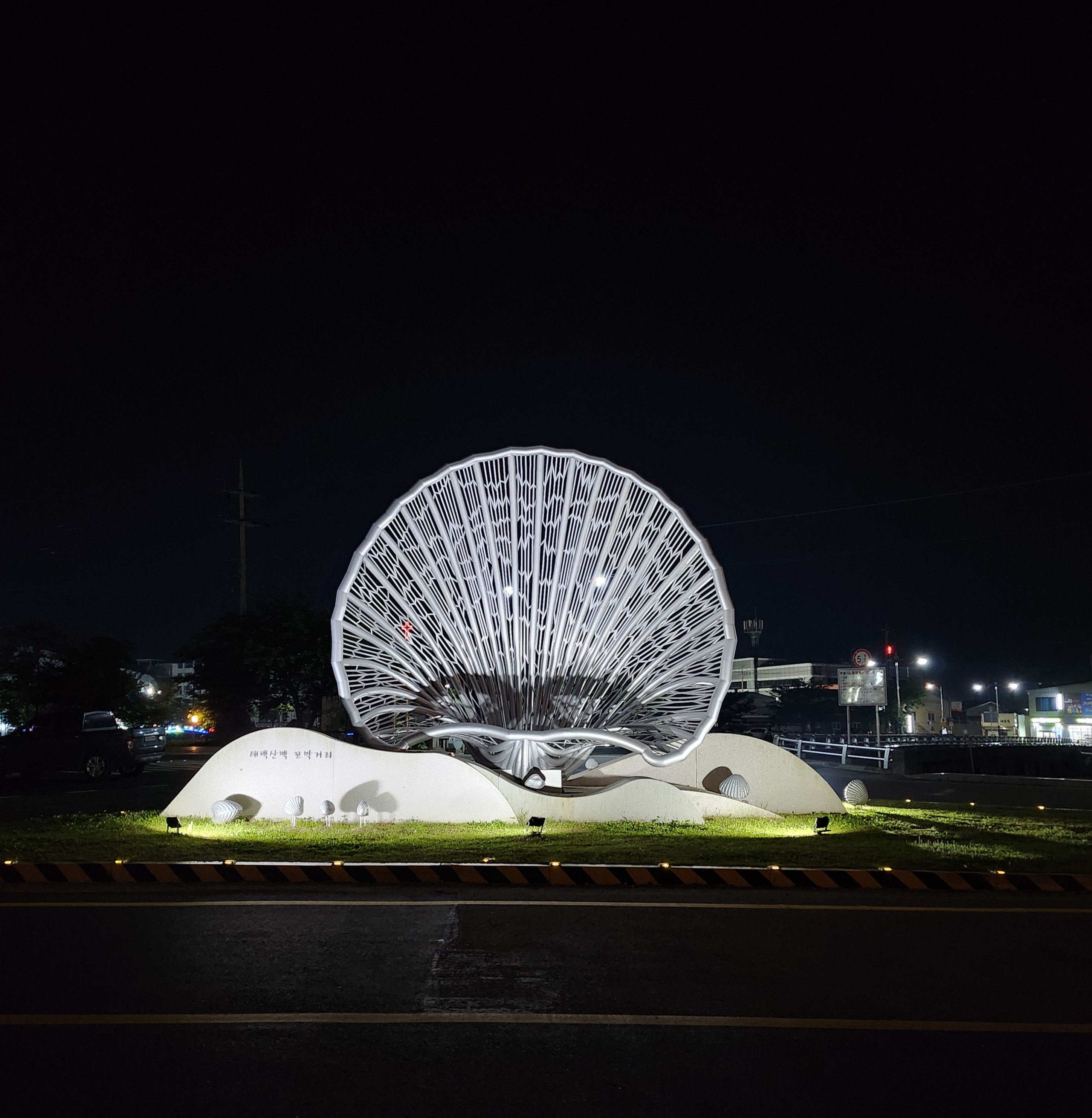 더커피