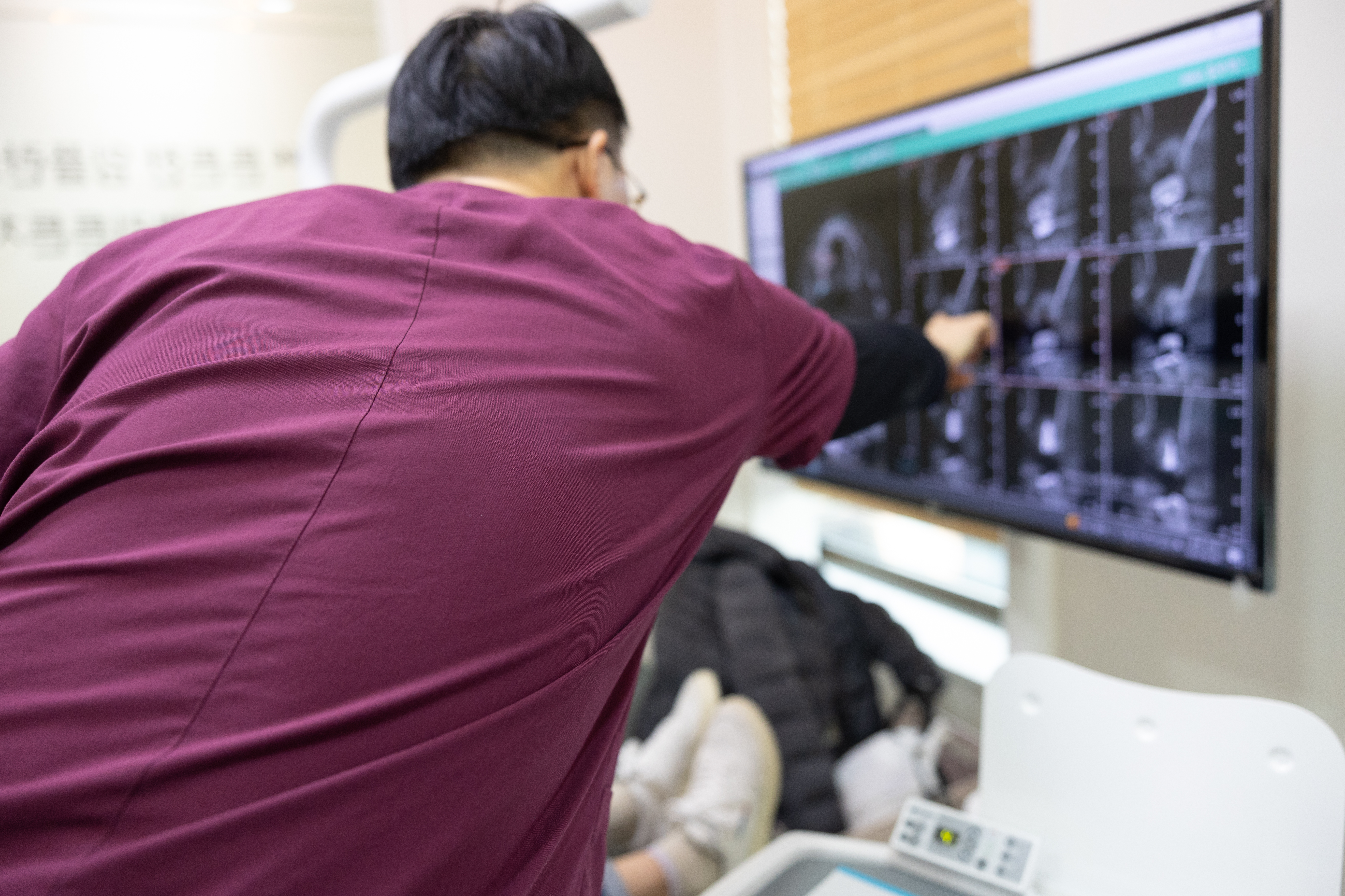 서울뿌리튼튼치과의원 대표 이미지