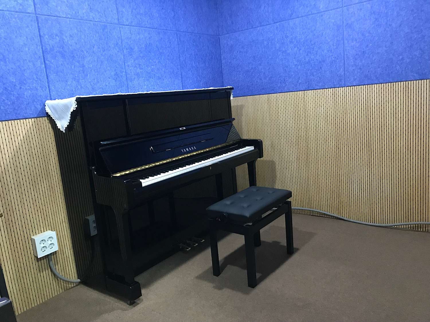 D홀 : 피아노 연습실 이미지