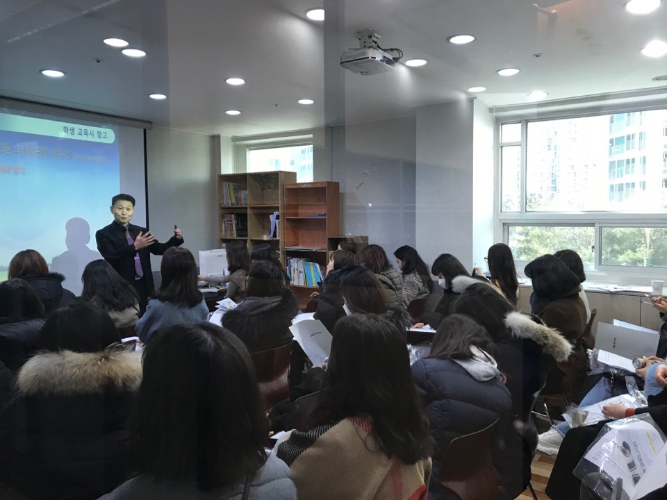 정상어학원 상인월성분원