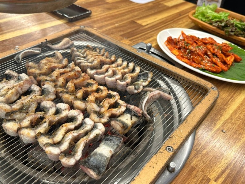 풍천민물장어 중동점
