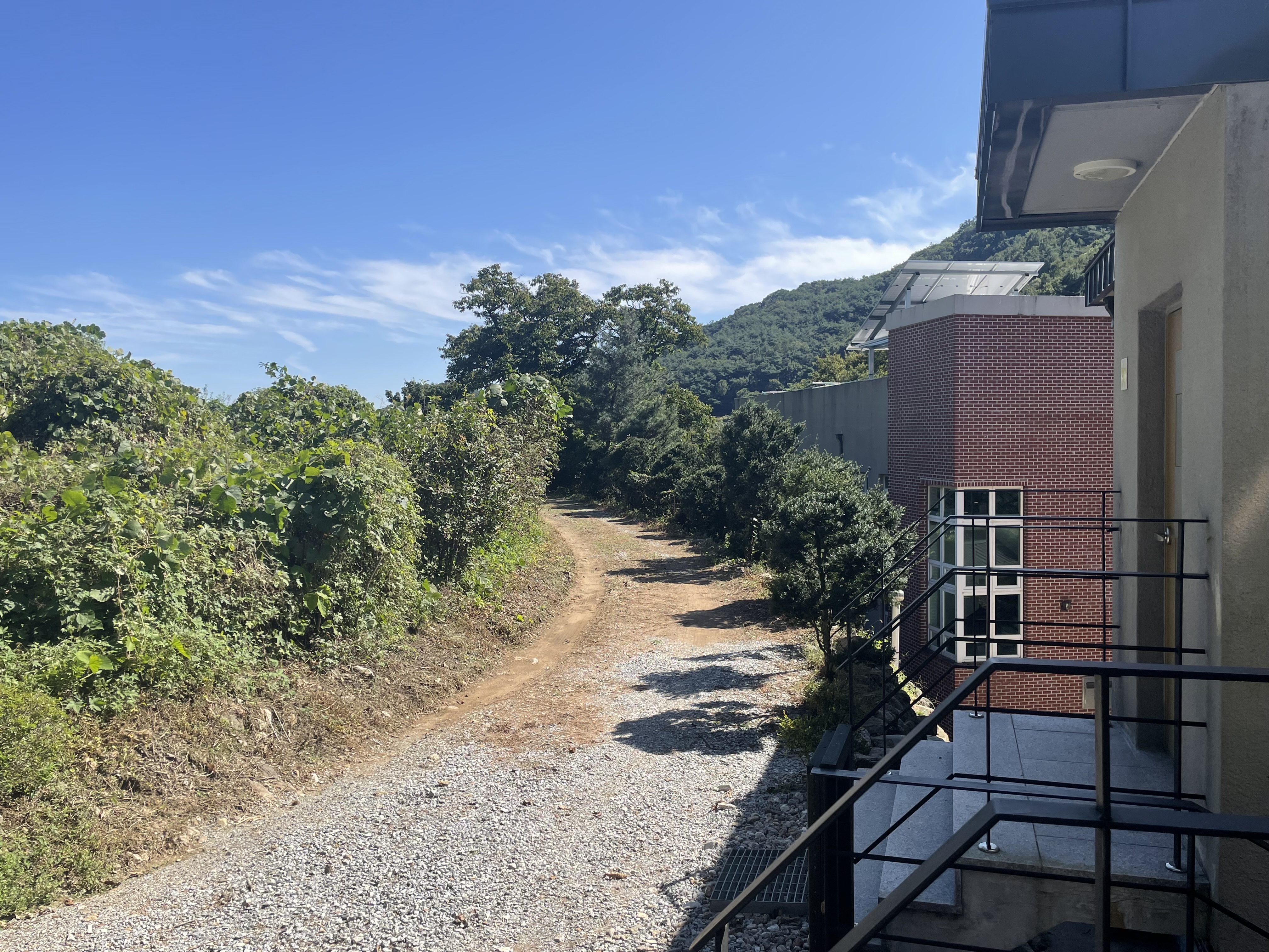 우금자락펜션
