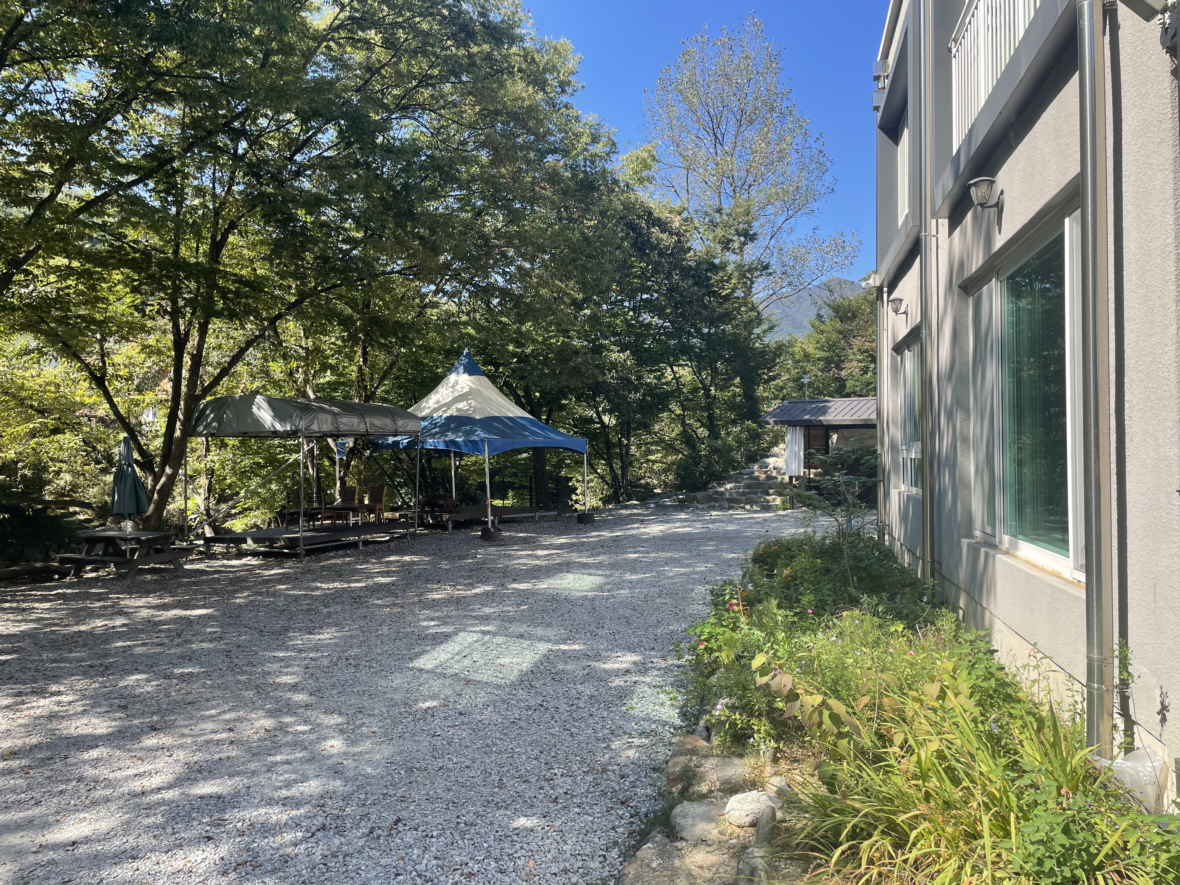 우금자락펜션