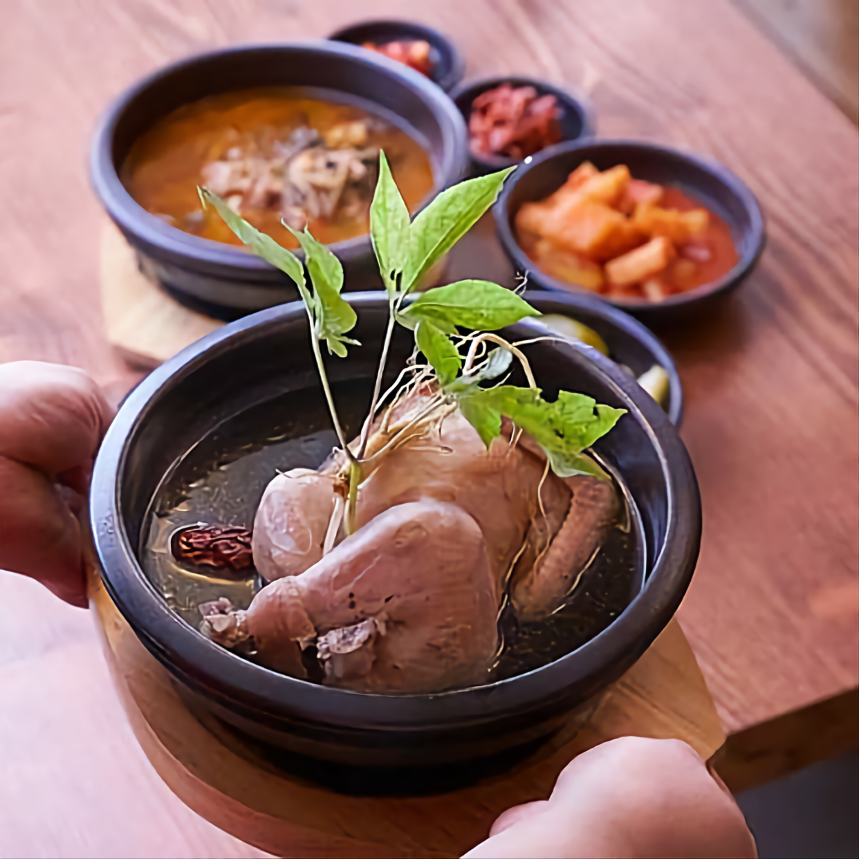 천덕봉산삼삼계탕