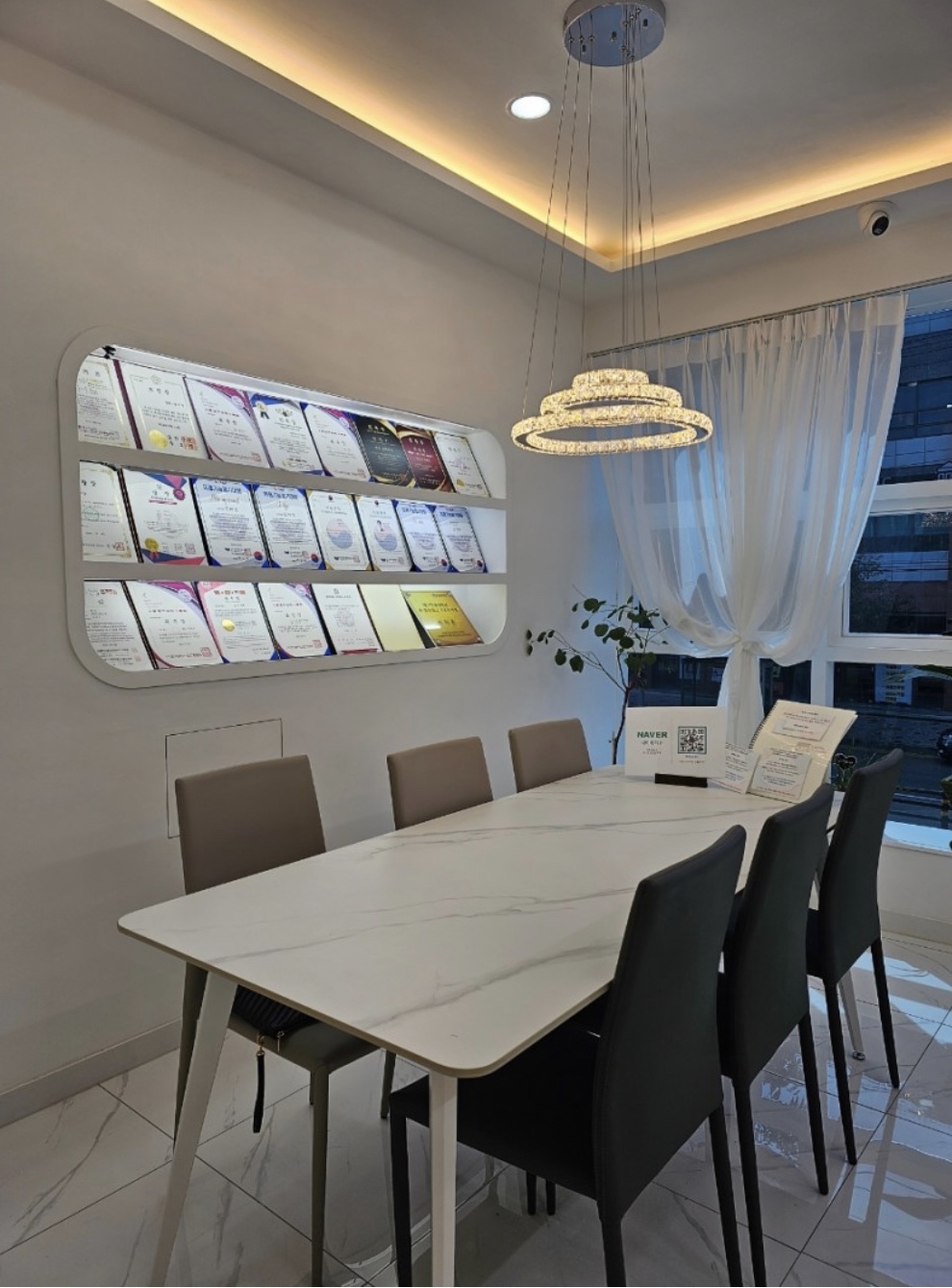 제이신스뷰티 대표 이미지