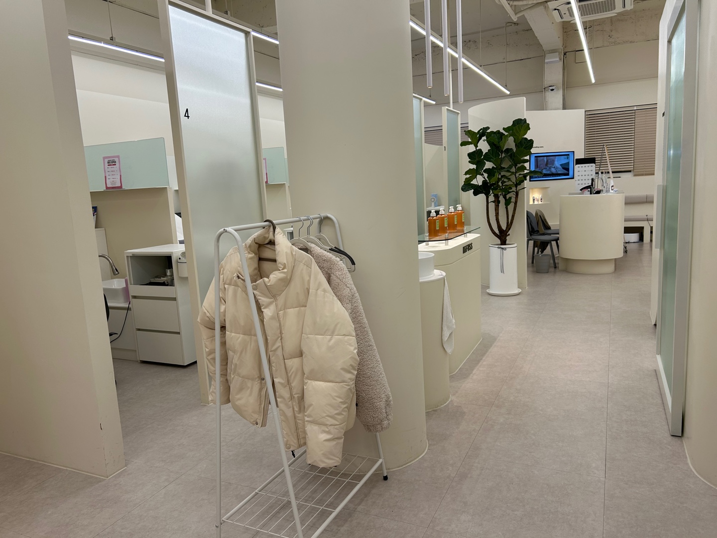 포쉬네일 하이푸스 가로수길점 대표 이미지