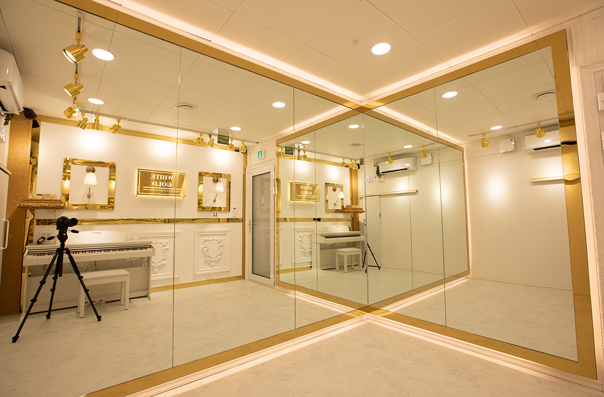 1번째 스튜디오 사진