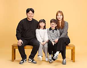 매년 가족사진(자녀가 초등학생 이하) 대표사진