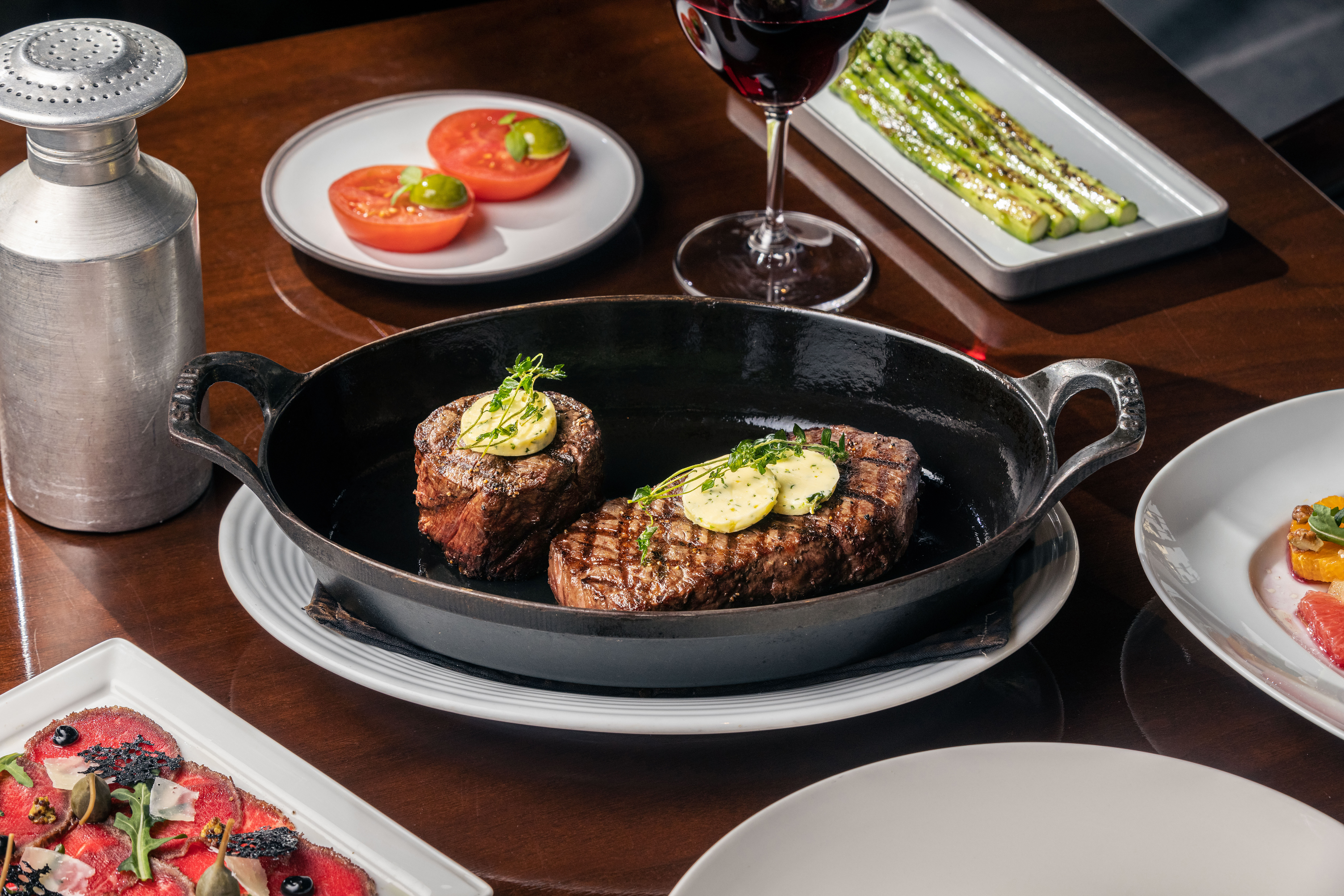 JW메리어트동대문스퀘어서울 BLT 스테이크 대표 메뉴