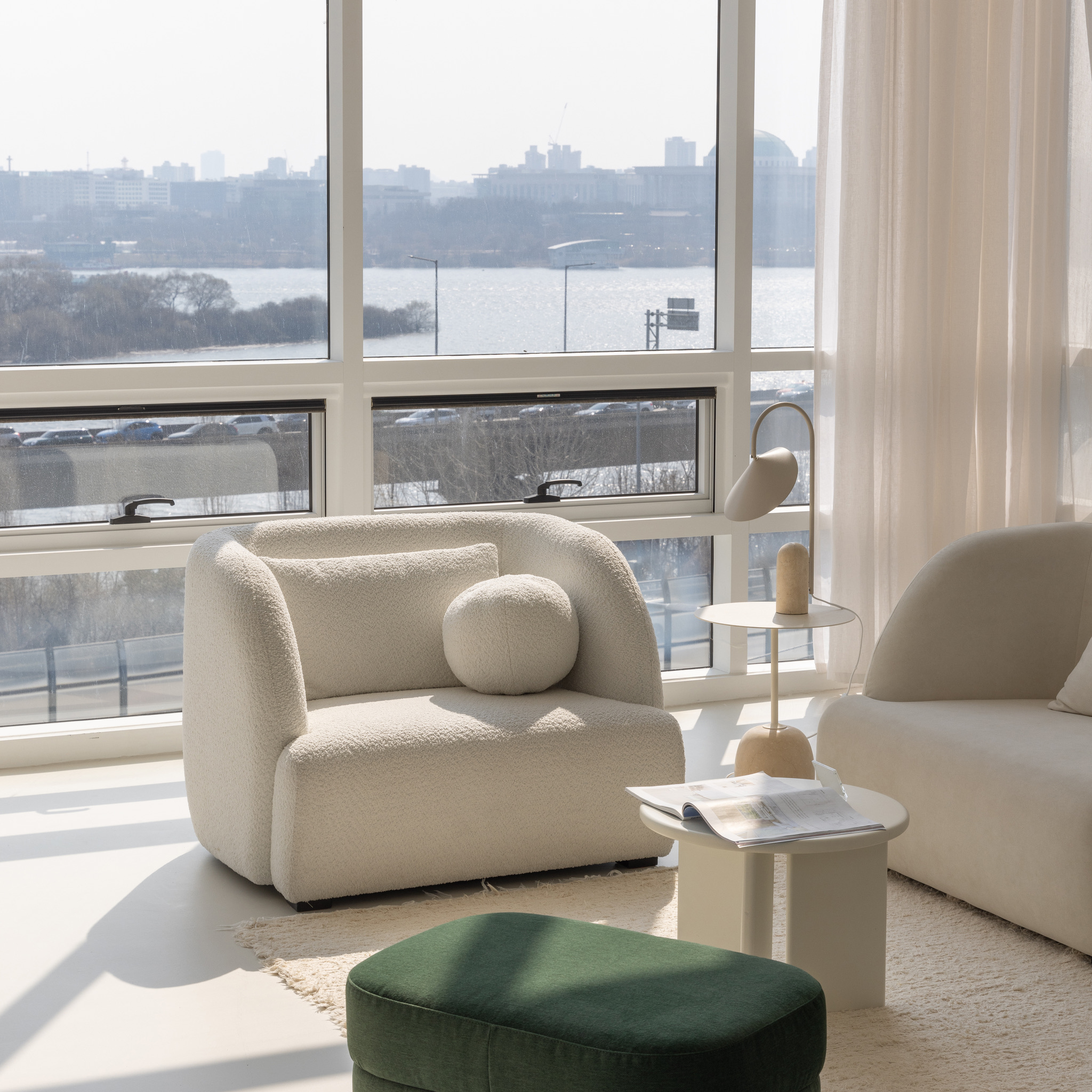 드모르 쇼룸 대표 이미지