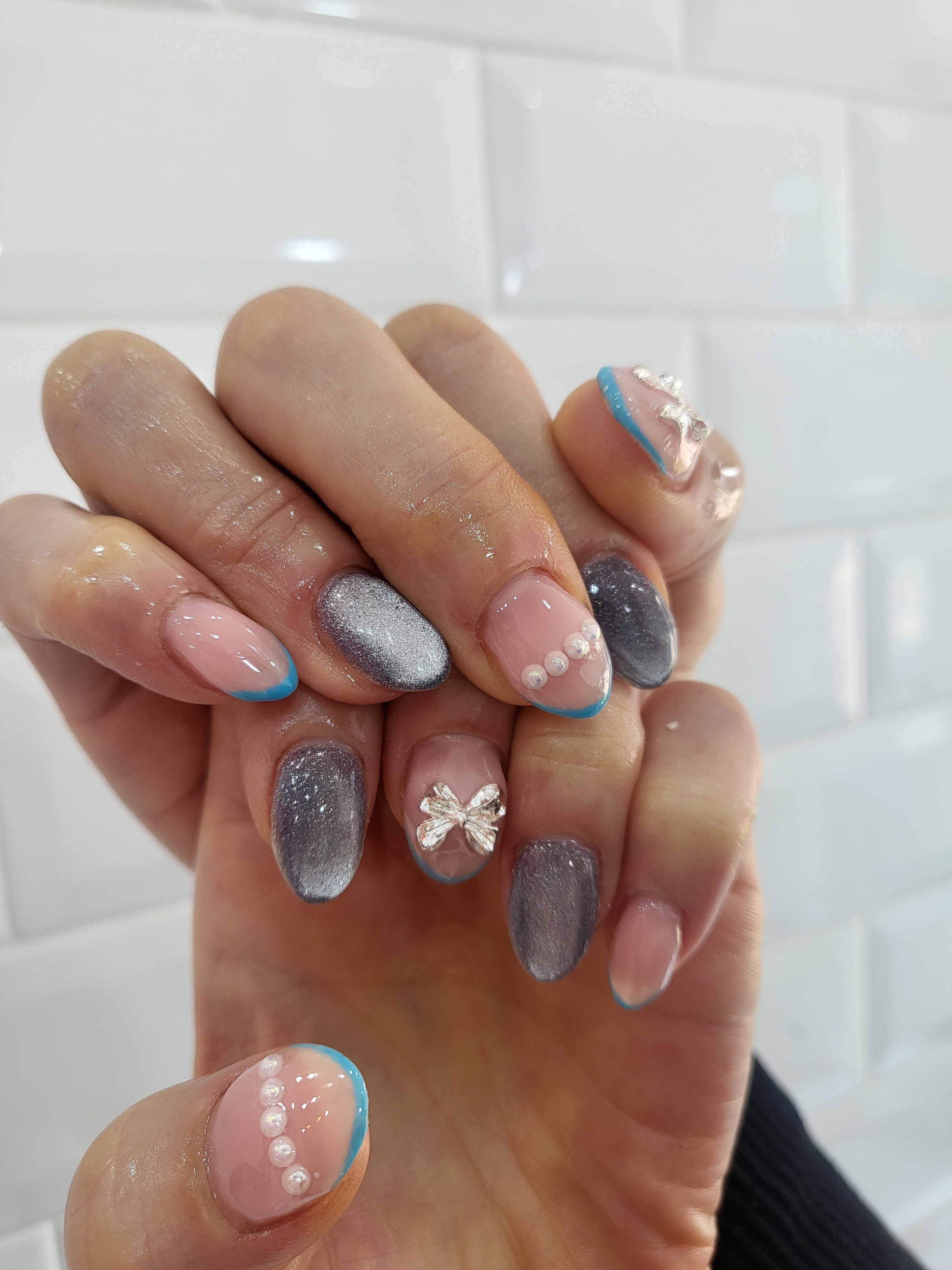 네일은 여기