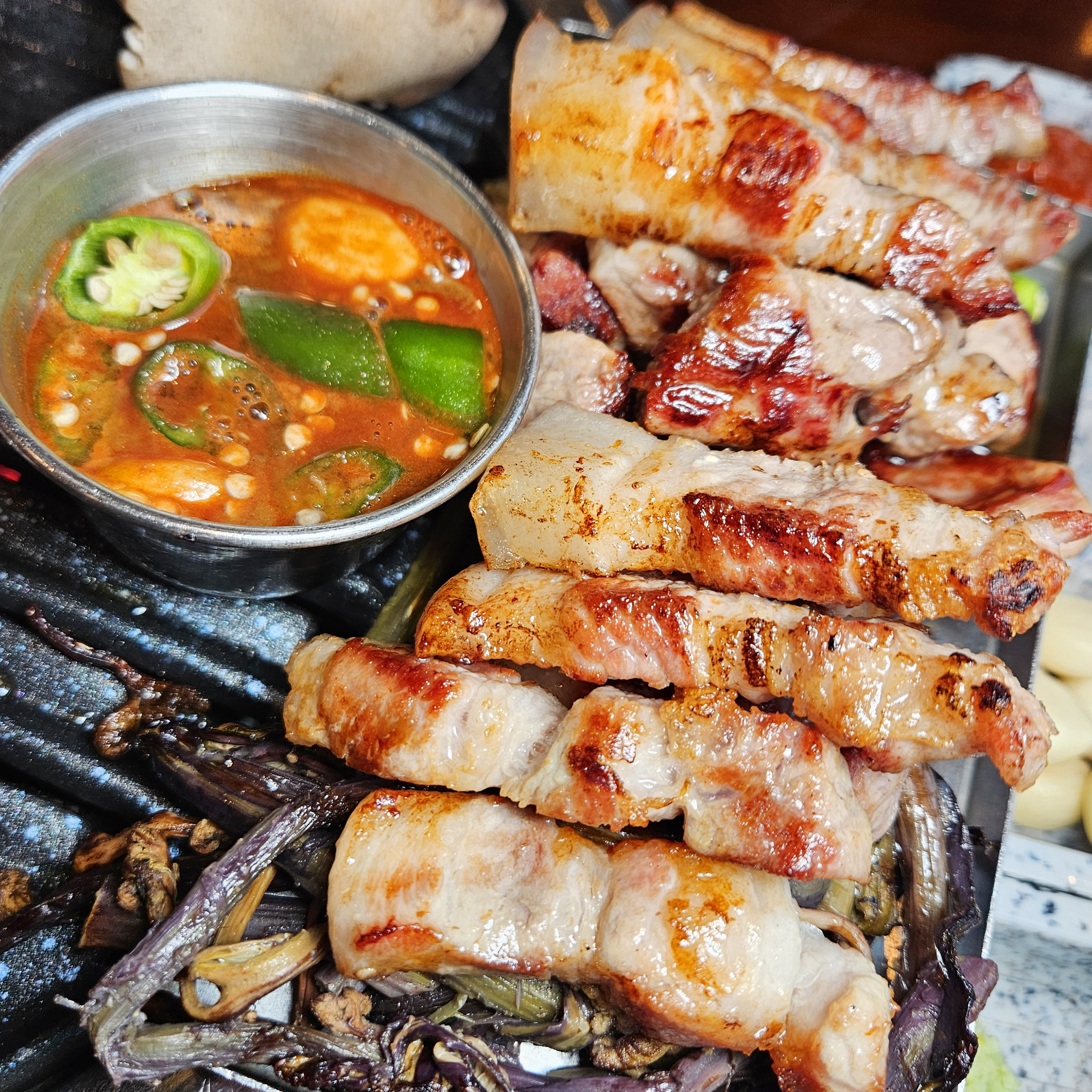 참숯구이몬트락