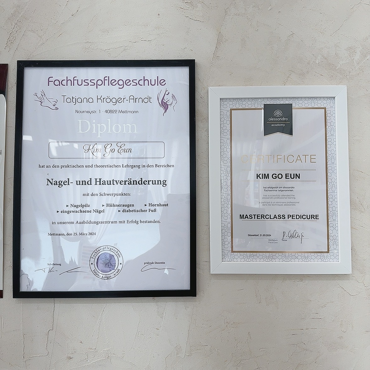 디에고푸스 김포점 대표 이미지 - 문제성 발톱 관리 모습