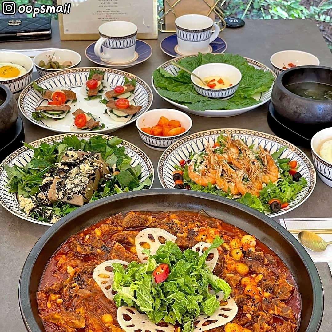 동인정 갈비찜 전문점 팔공산