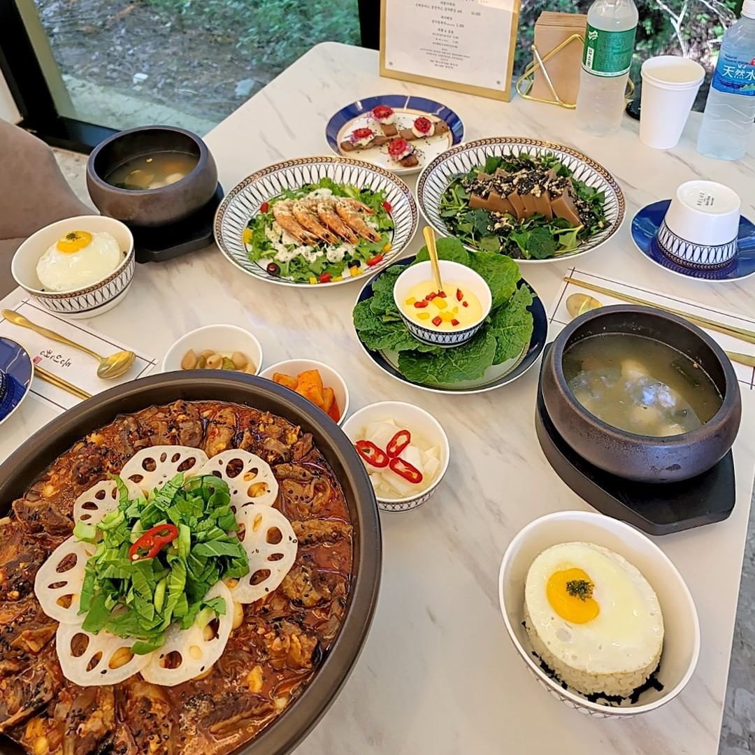 동인정 갈비찜 전문점 팔공산