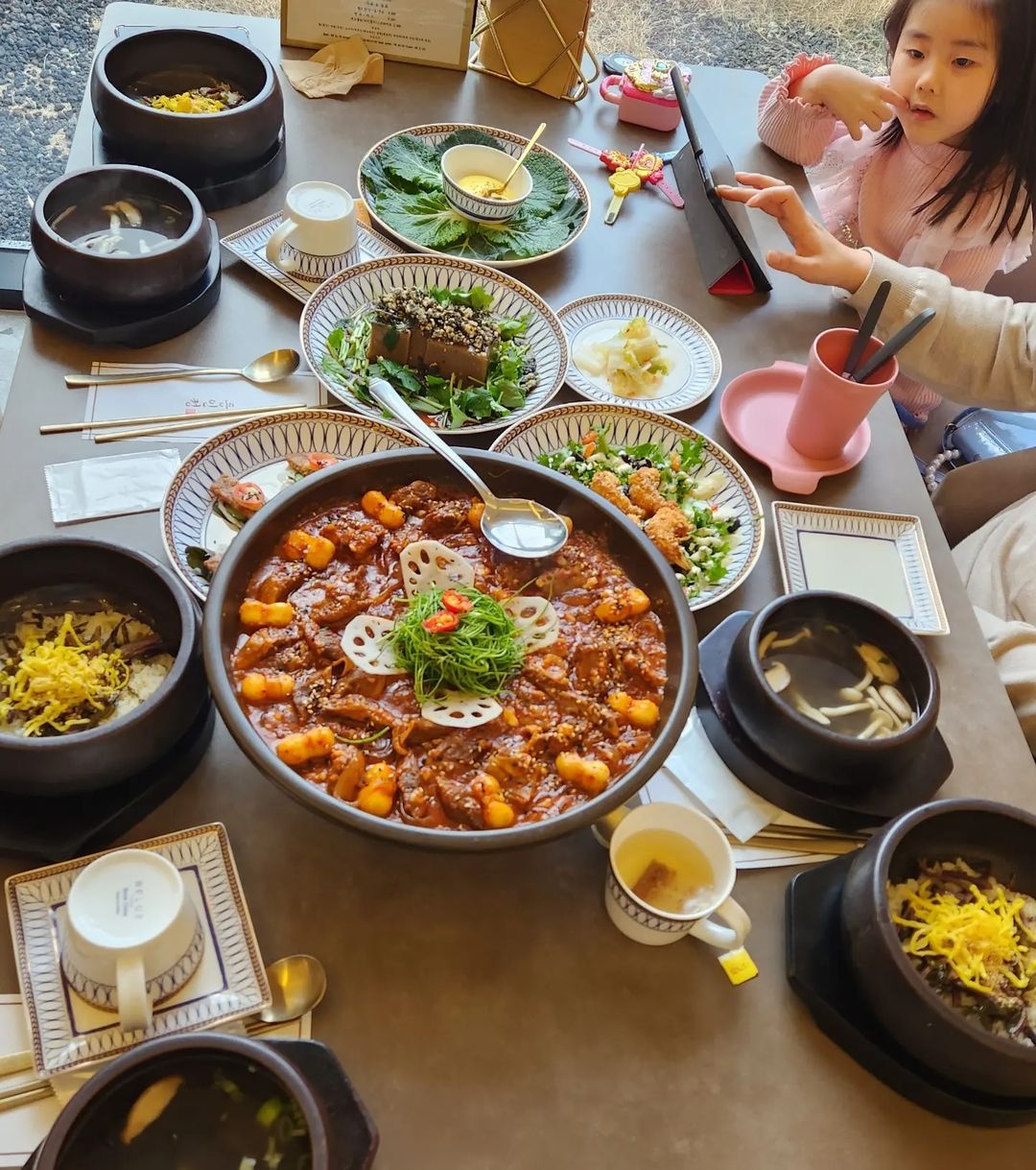 동인정 갈비찜 전문점 팔공산