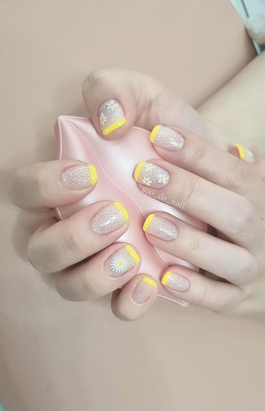 수다네일