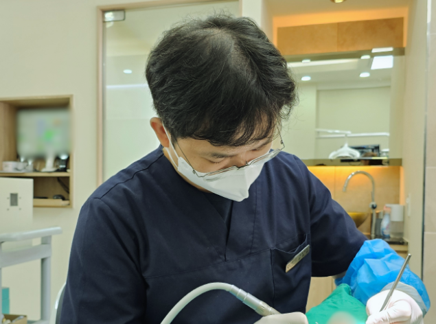 더엘치과의원