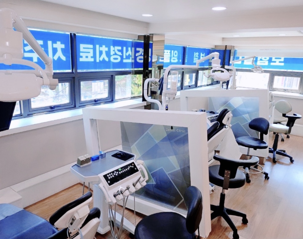이든플란트치과의원 대표 이미지