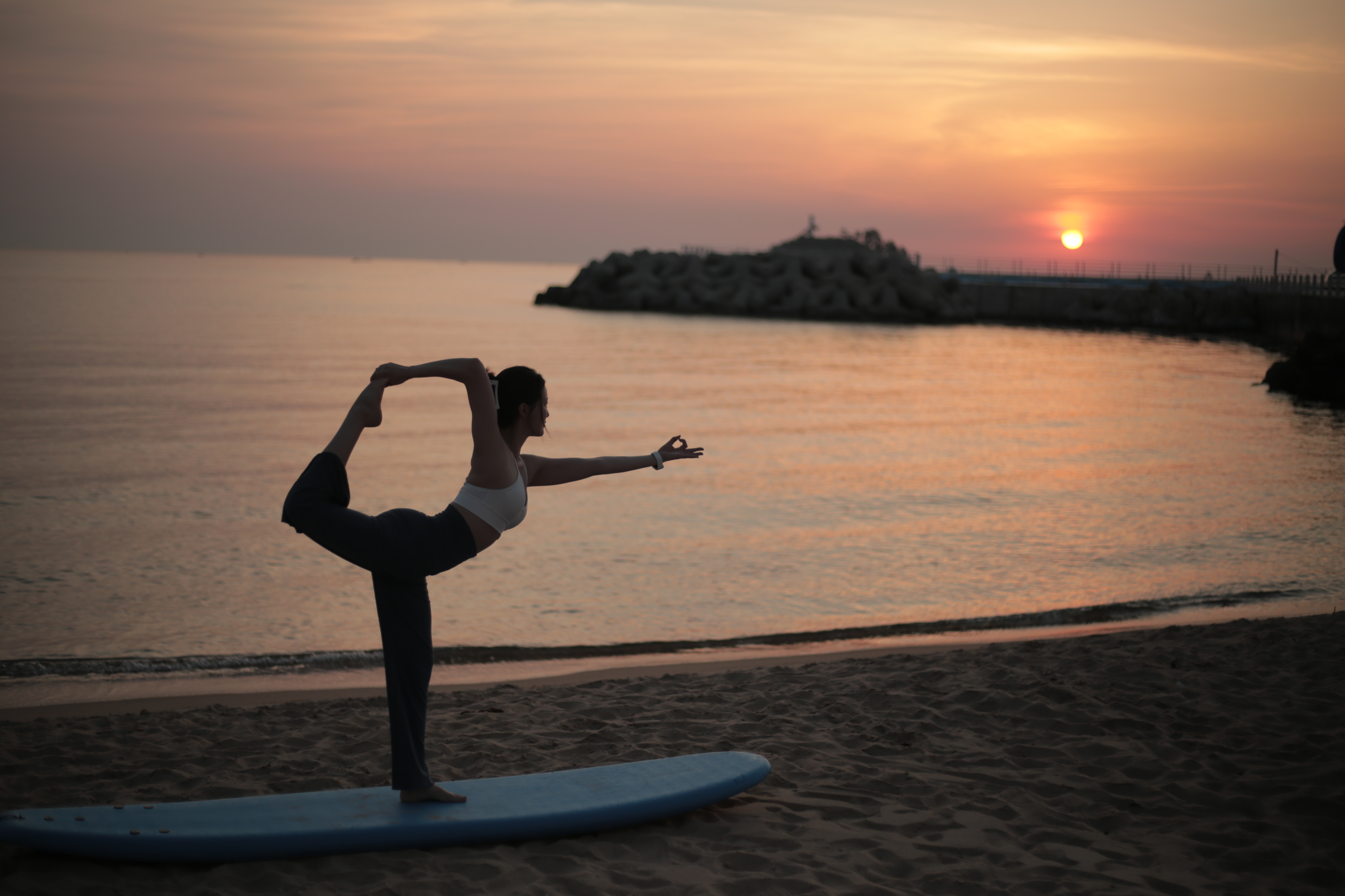 선라이즈 요가 대표 이미지