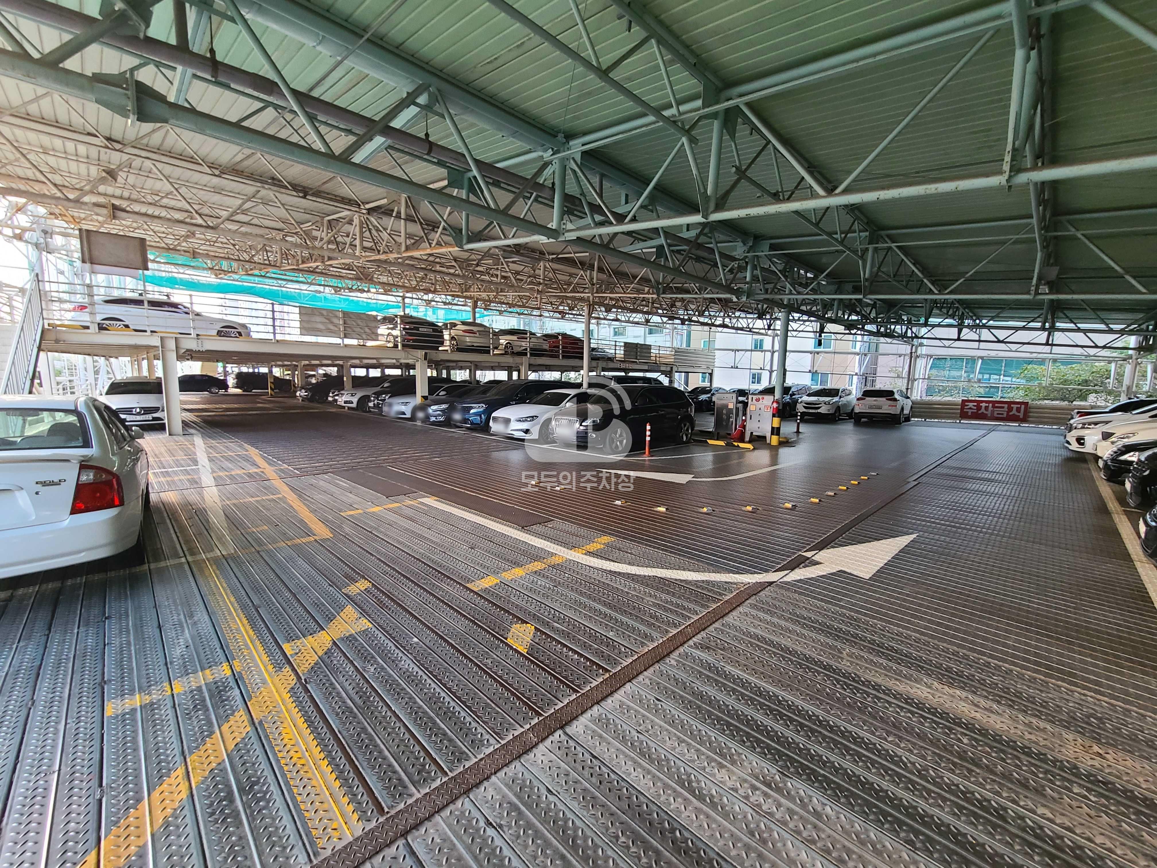 부평역사쇼핑몰주차장