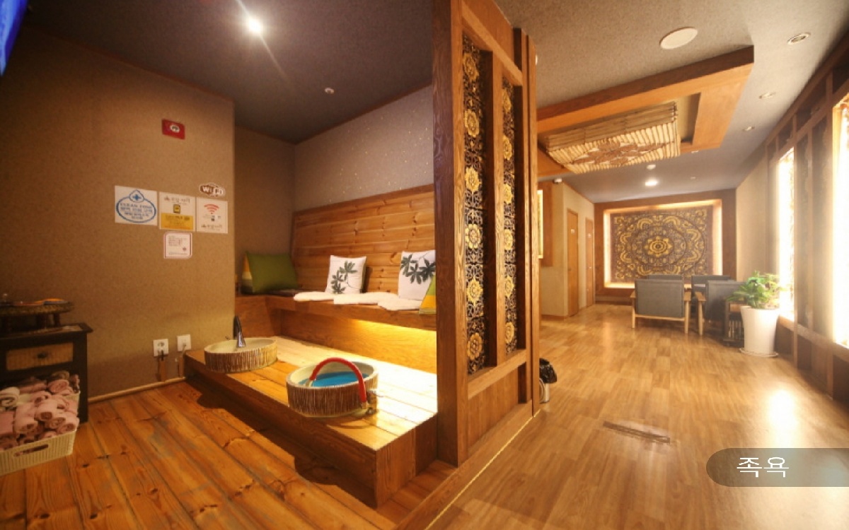 로얄수타이 photo 3