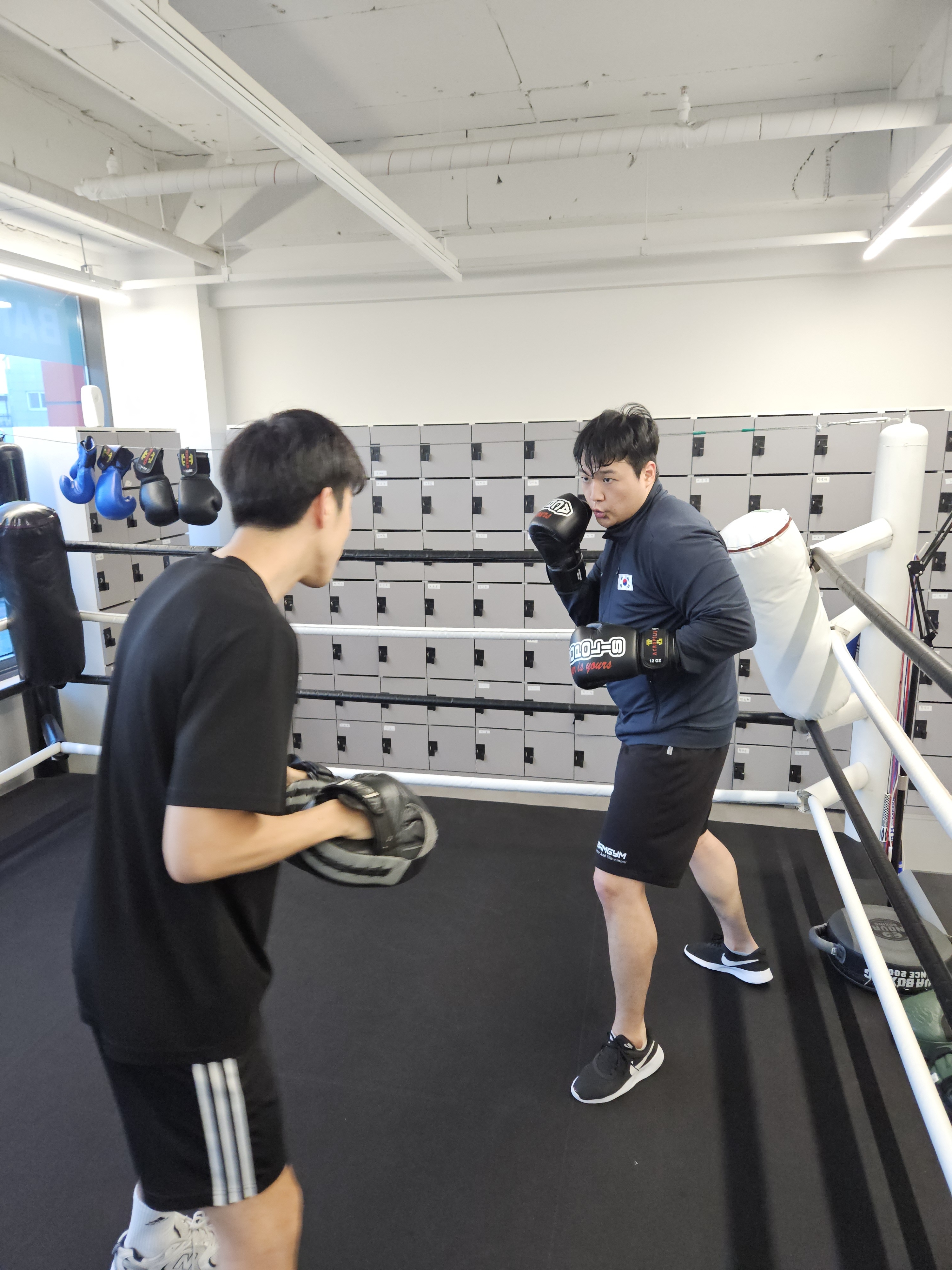 경기도 고양시 일산동구 복싱체육관 밤짐복싱 내부 모습 3