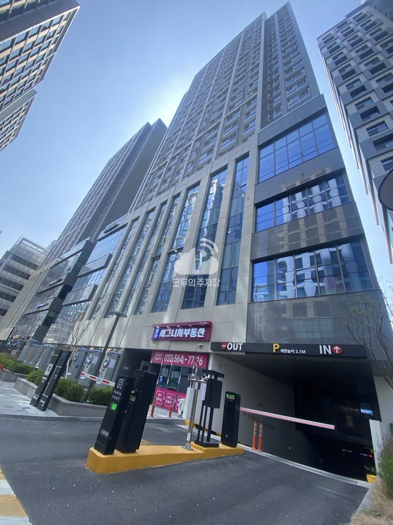 청라 큐브 시그니처 2차 주차장