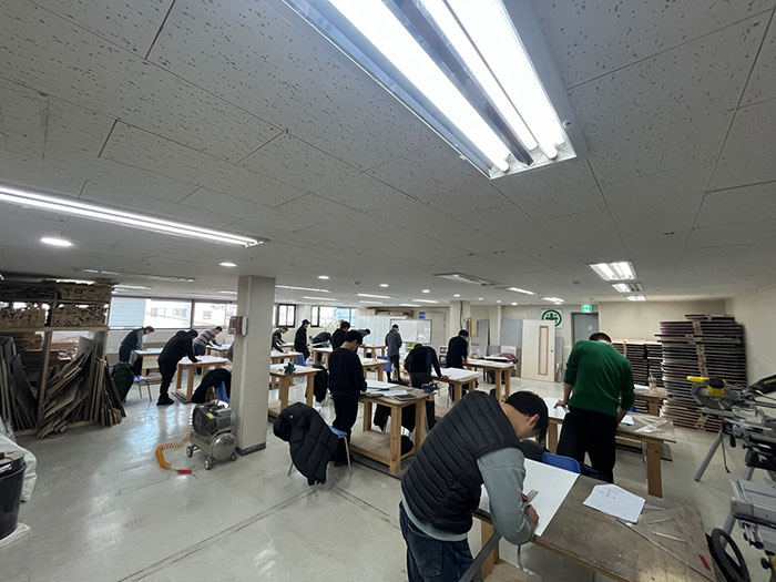 한국건설직업전문학원