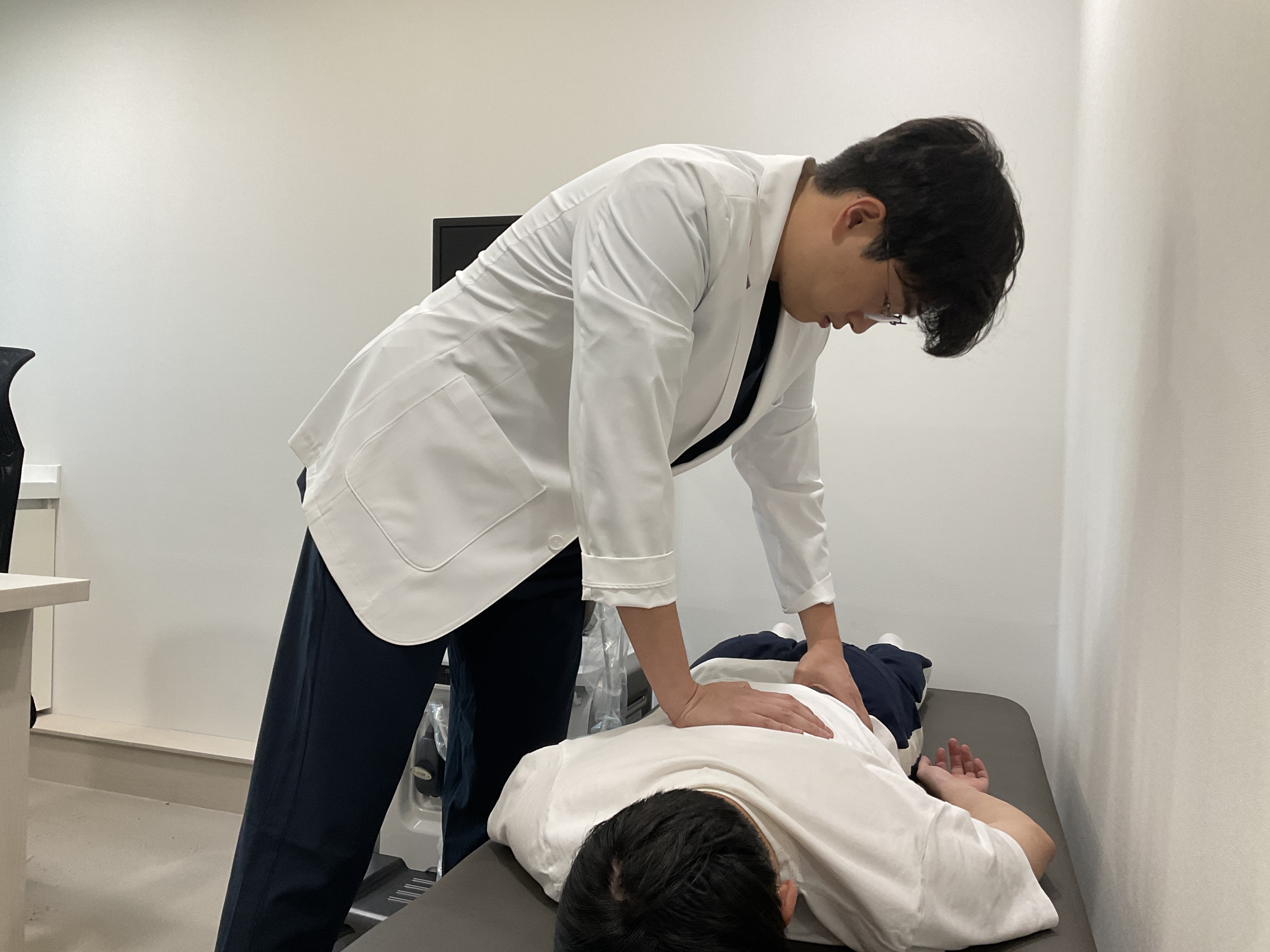 필한의원 대표 이미지