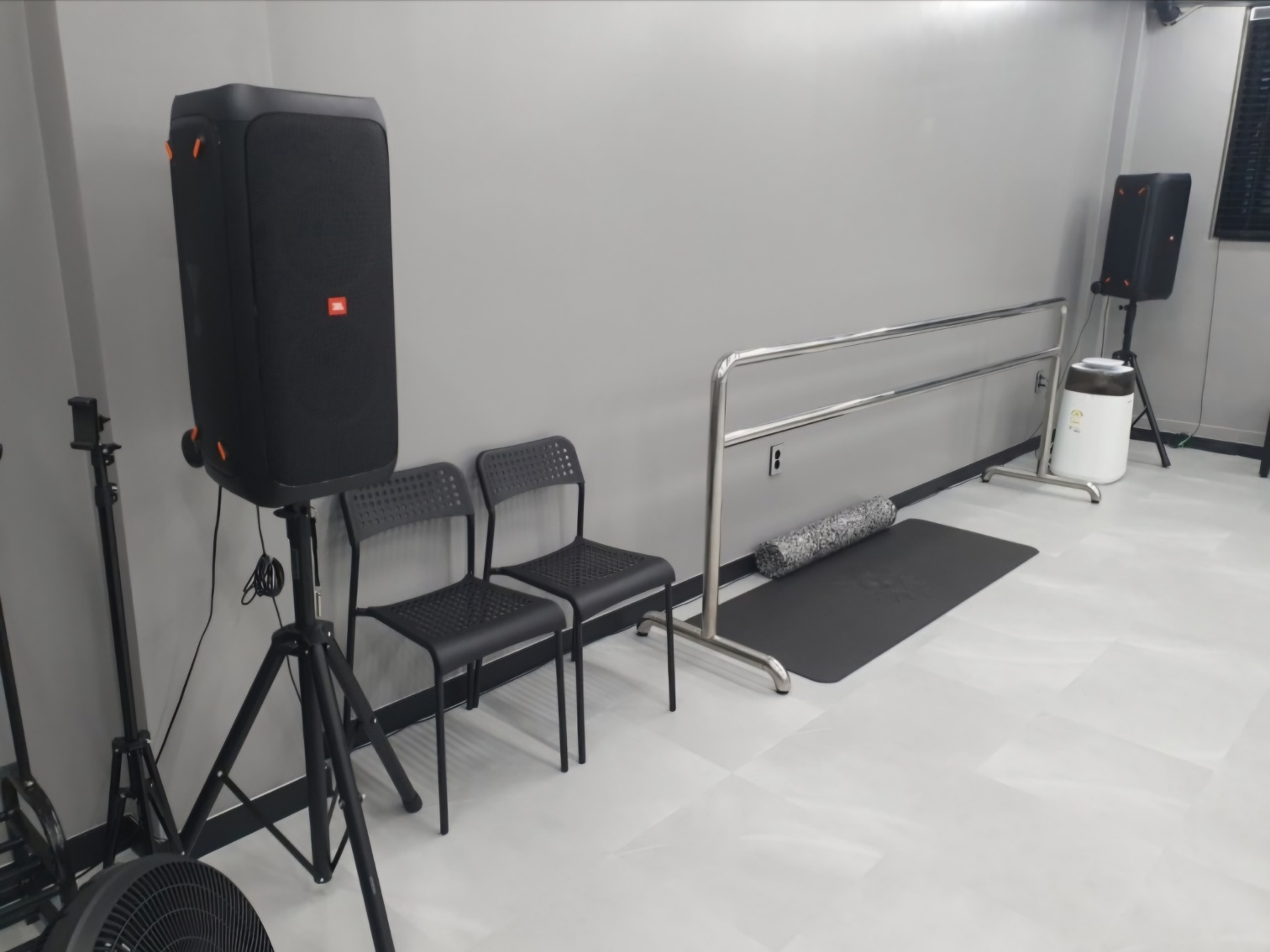 2번째 스튜디오 사진