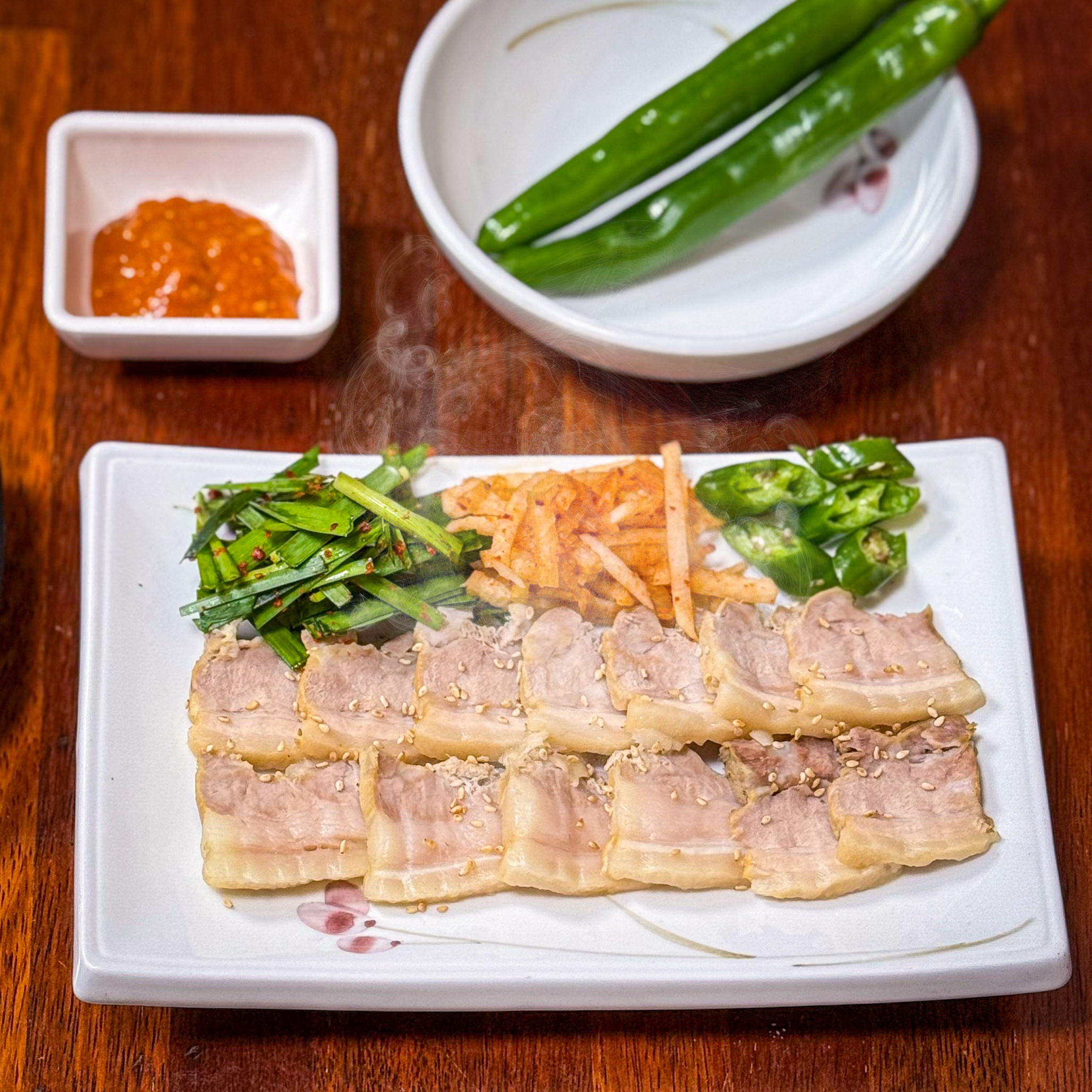 느티나무칼국수&돈까스 봉덕동 본점