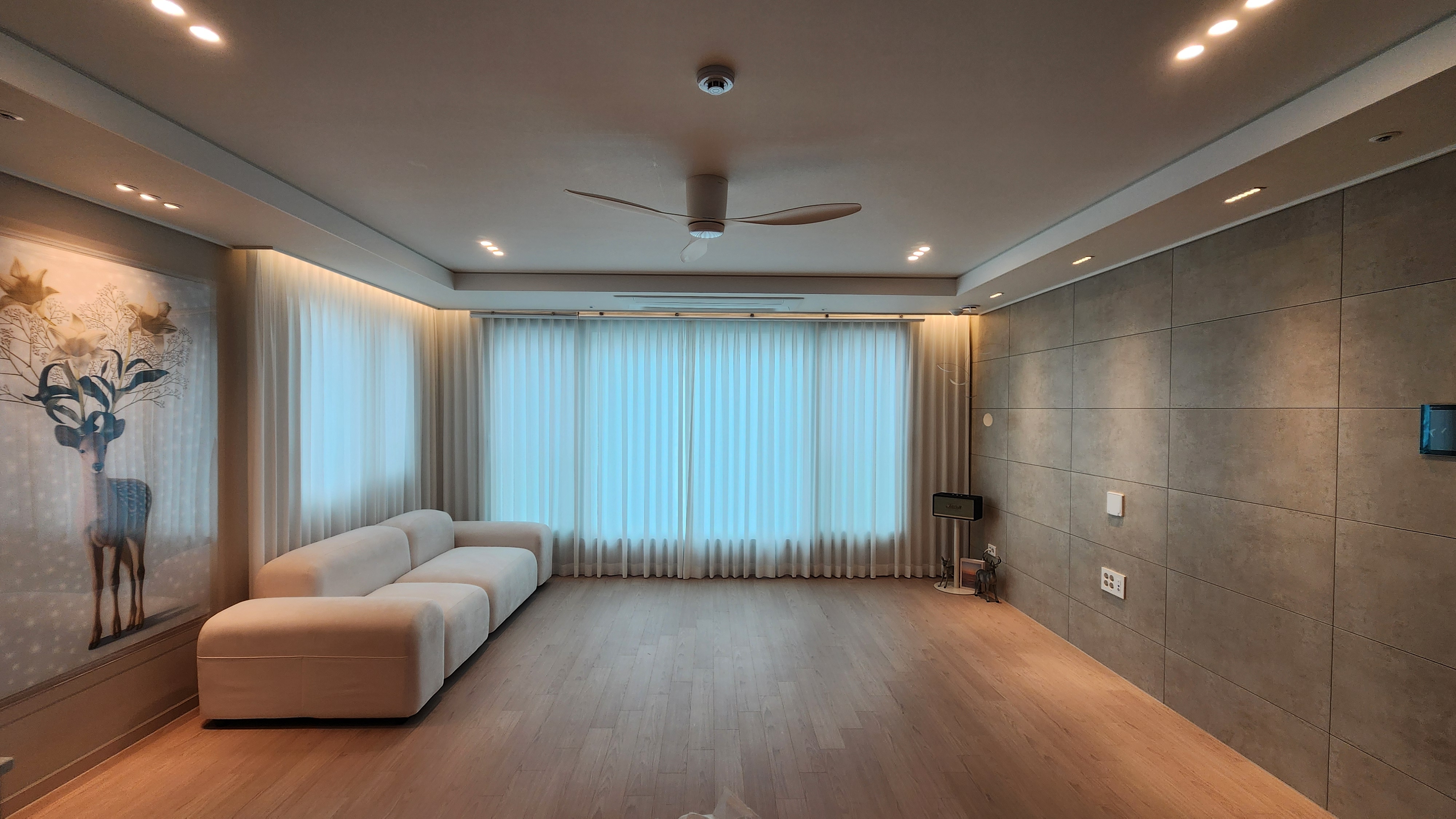 라온이엘조명 대표 이미지