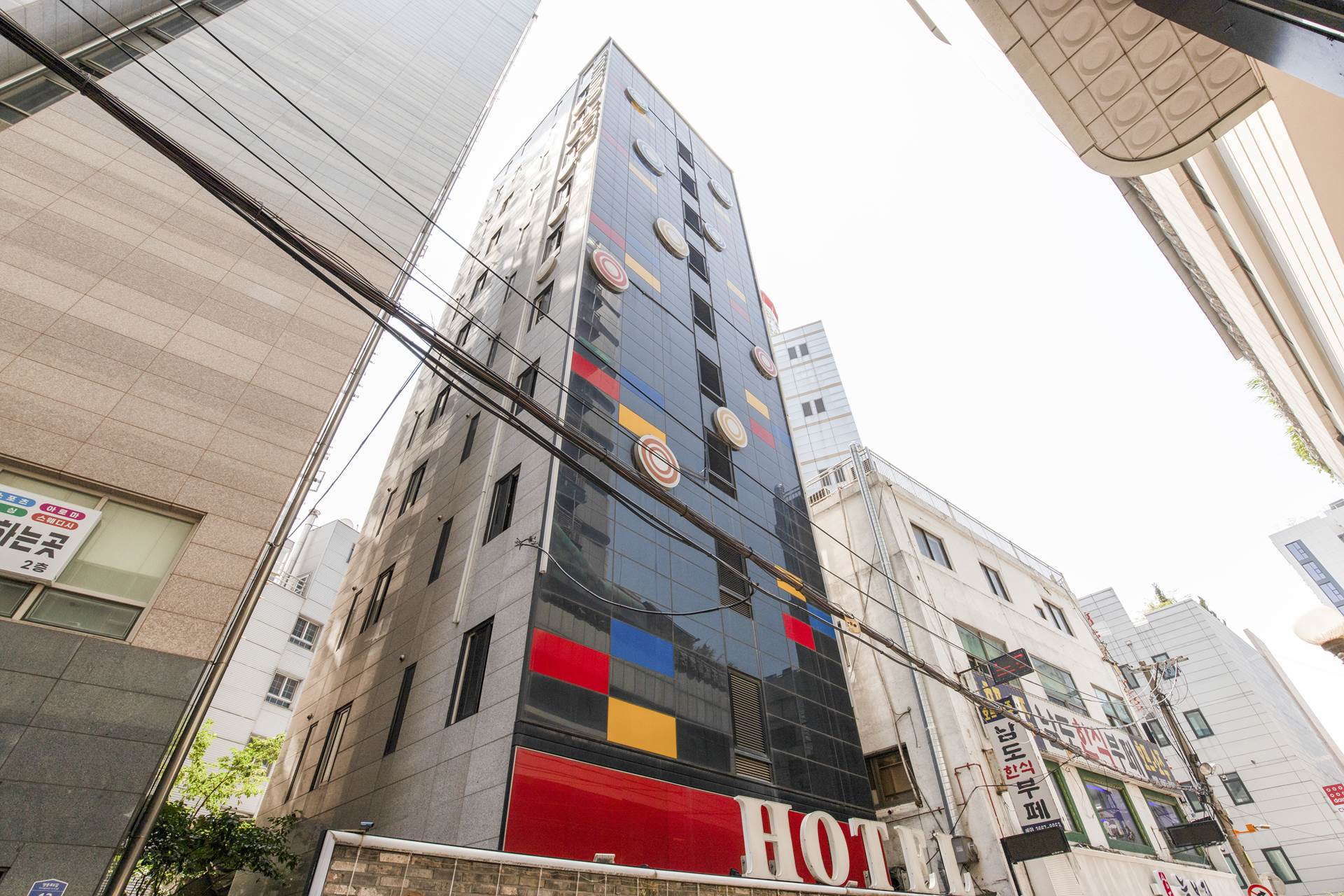 코모도호텔