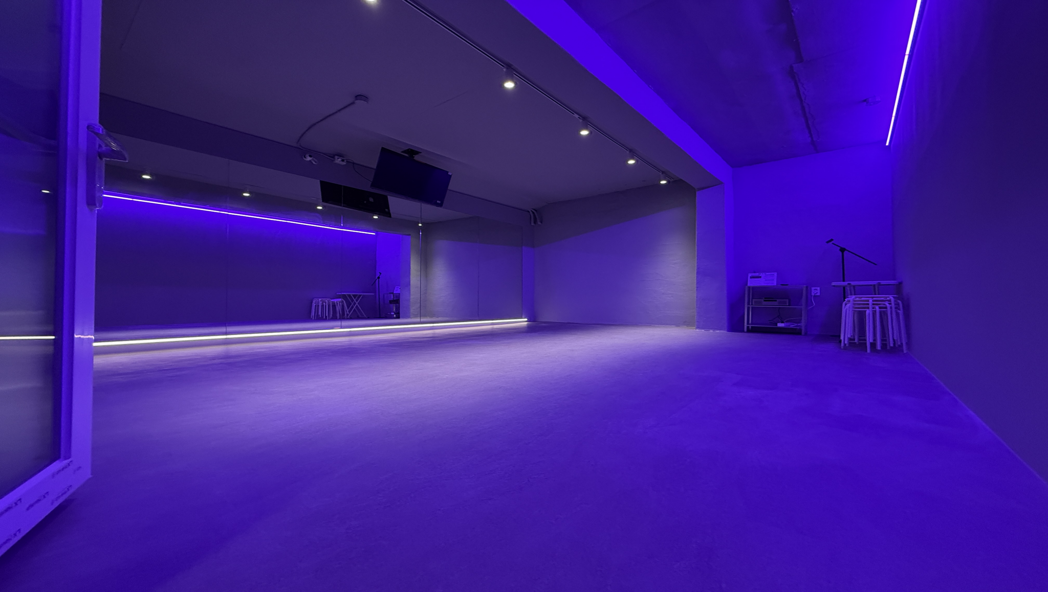 2번째 스튜디오 사진