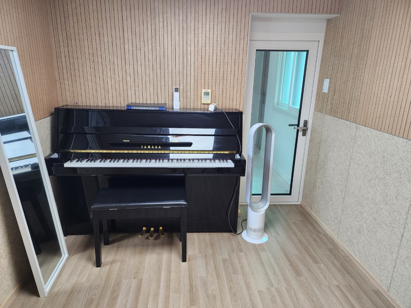 1번째 스튜디오 사진