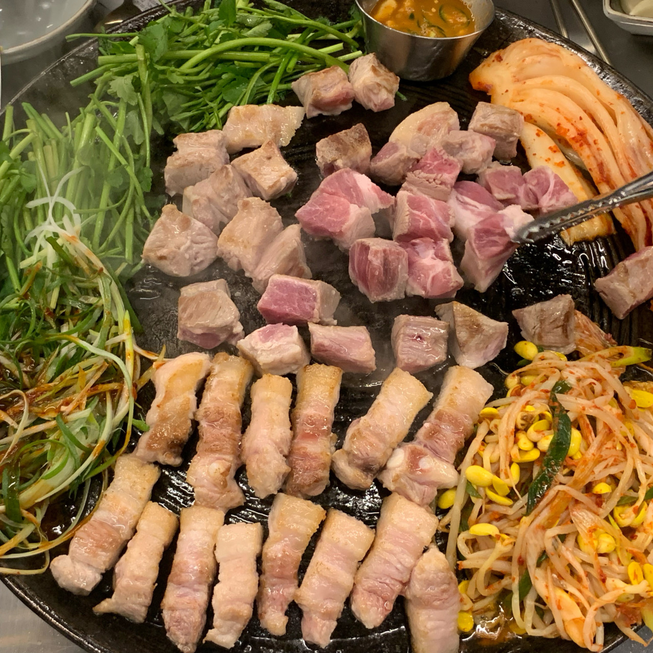할매솥뚜껑삼겹살 청주율량점