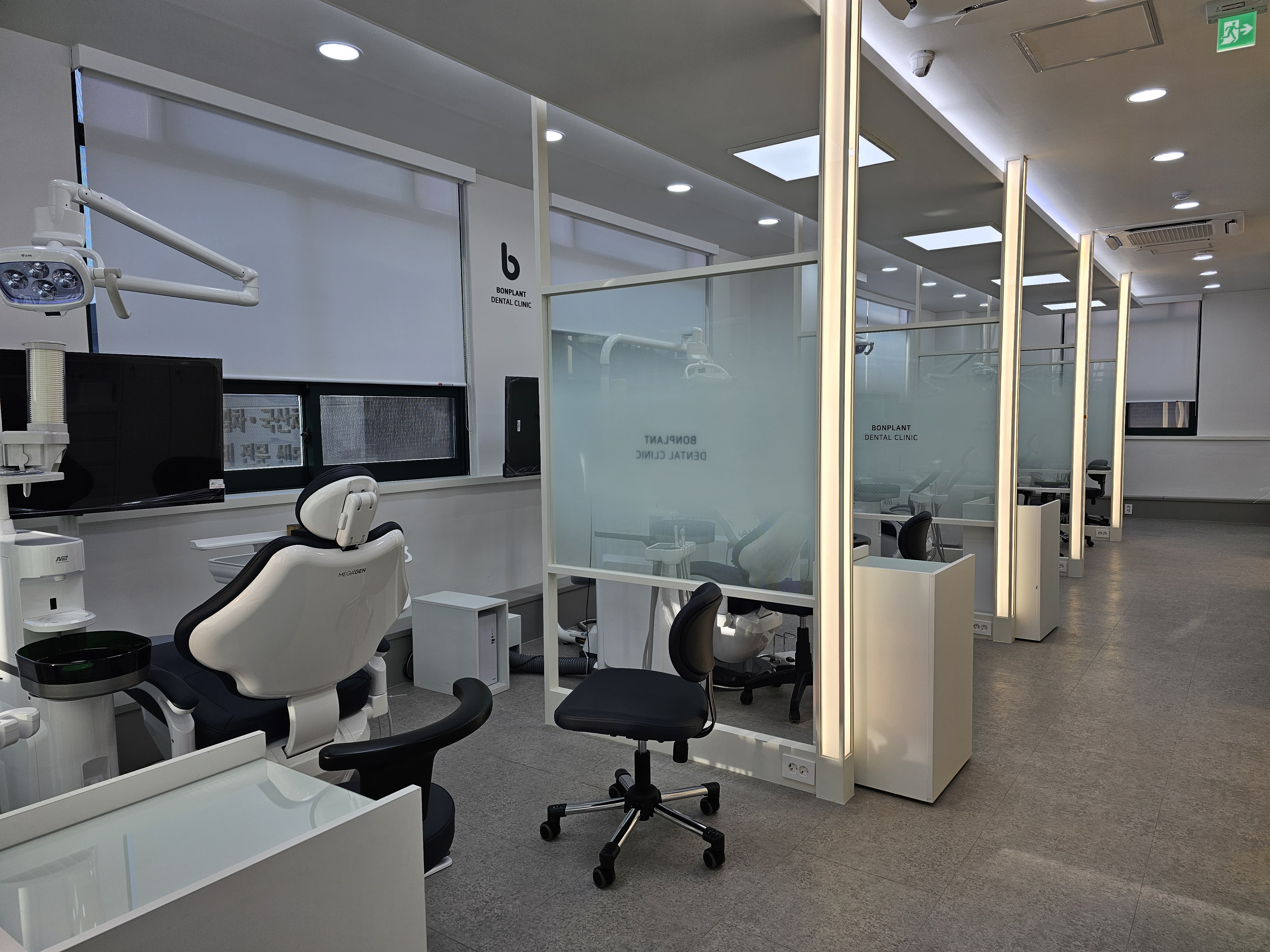 시흥본플란트치과의원 대표 이미지